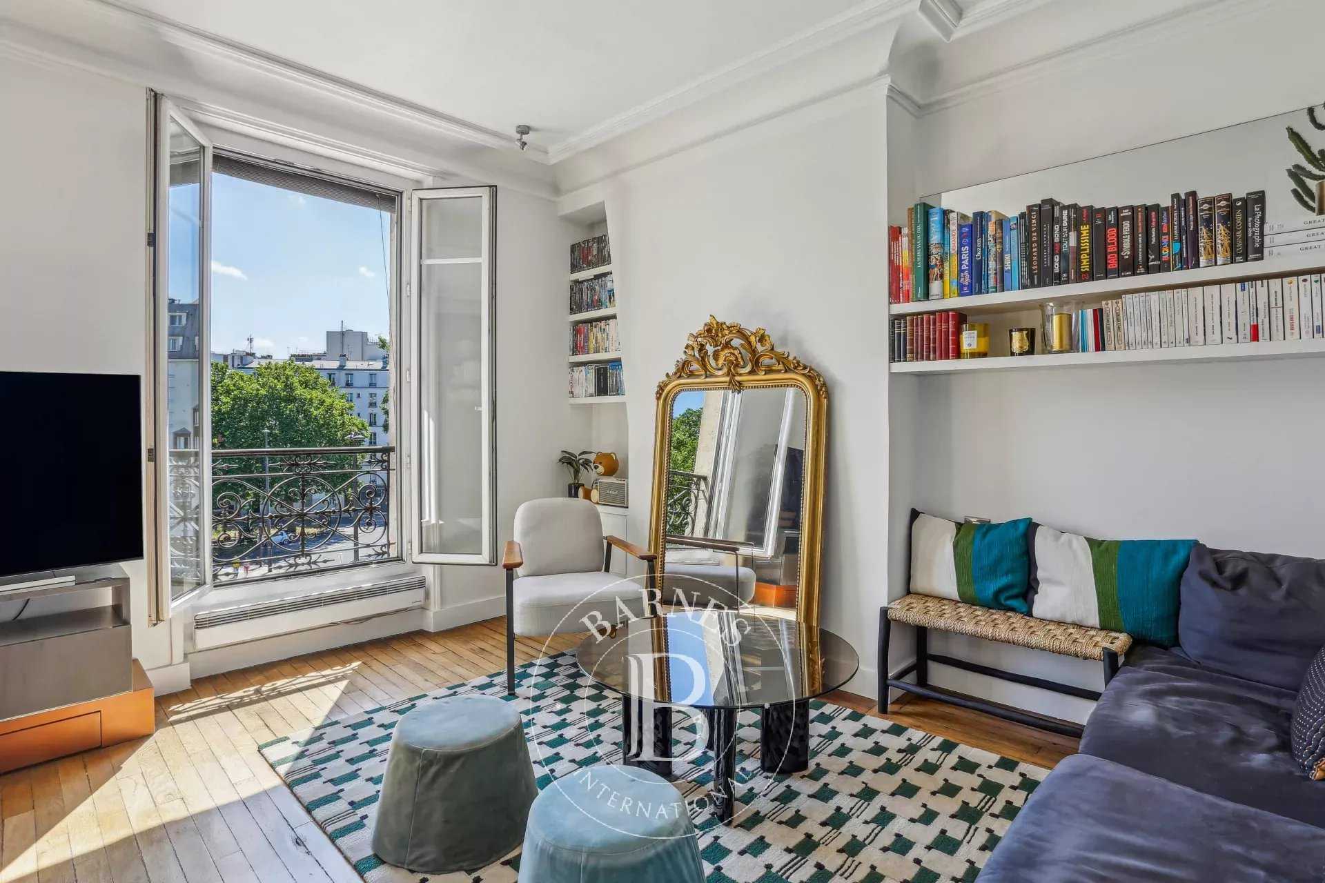 Paris  - Appartement 2 Pièces, 1 Chambre