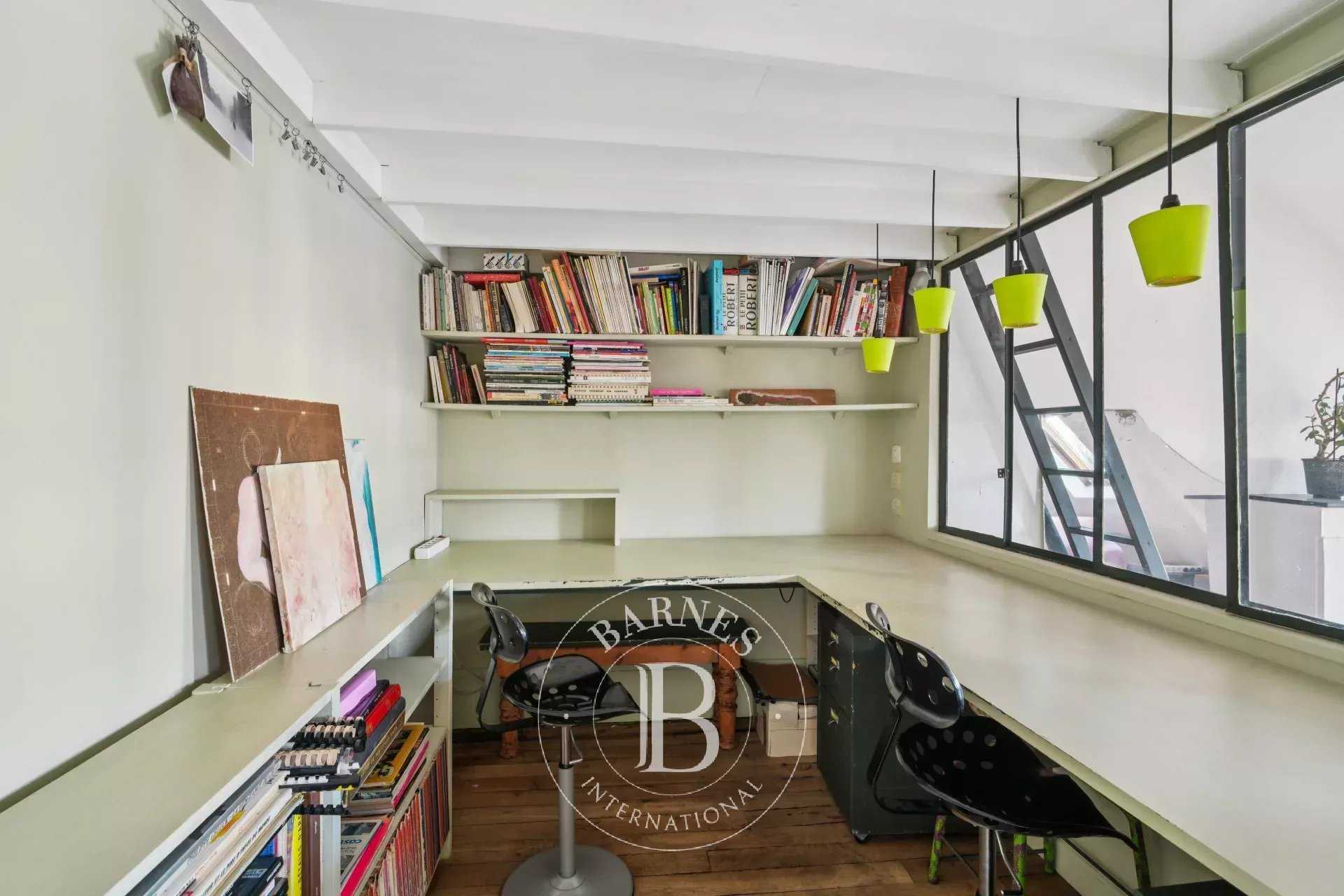 Paris  - Appartement 2 Pièces, 1 Chambre