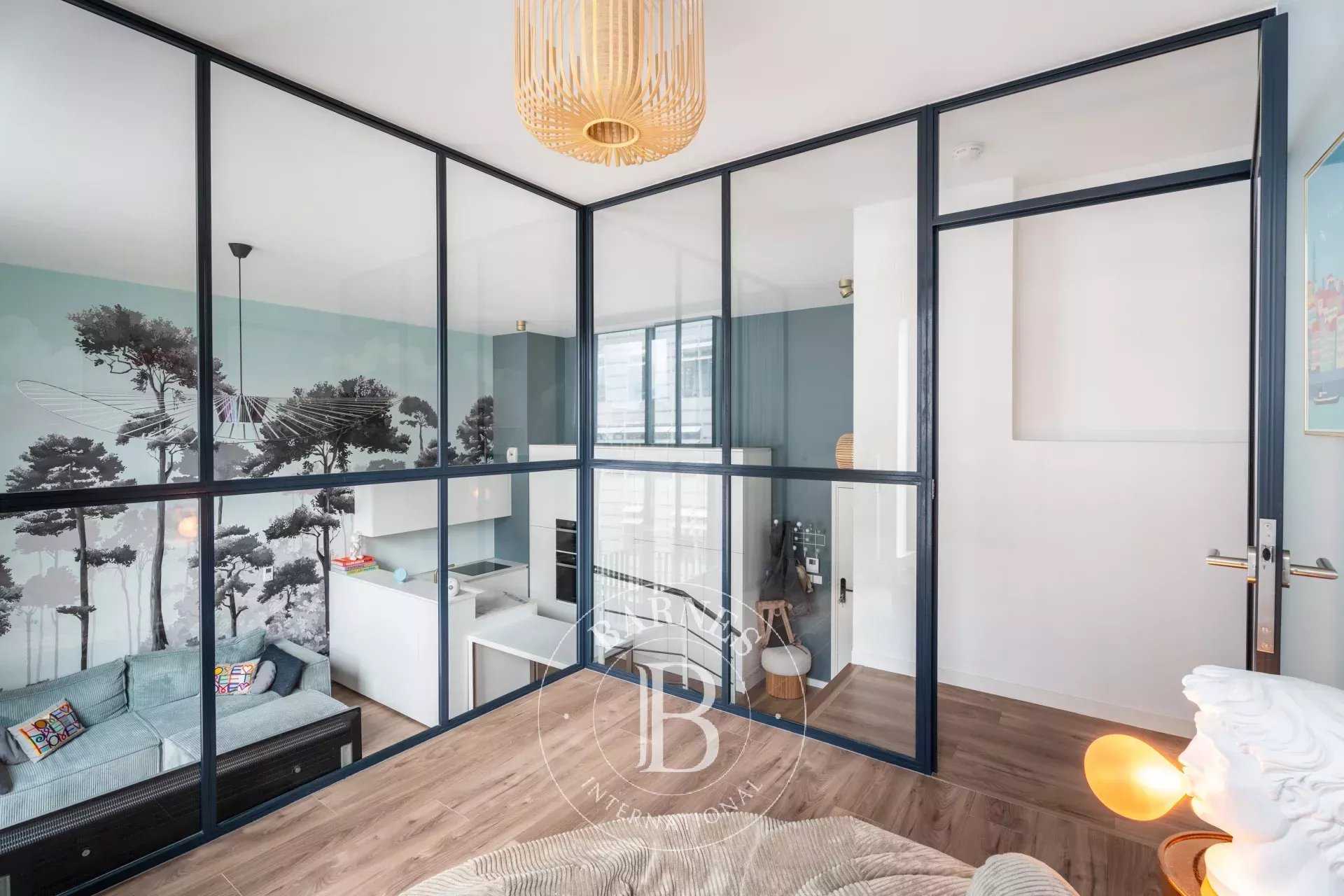 Saint-Ouen-sur-Seine  - Apartment 2 Bedrooms