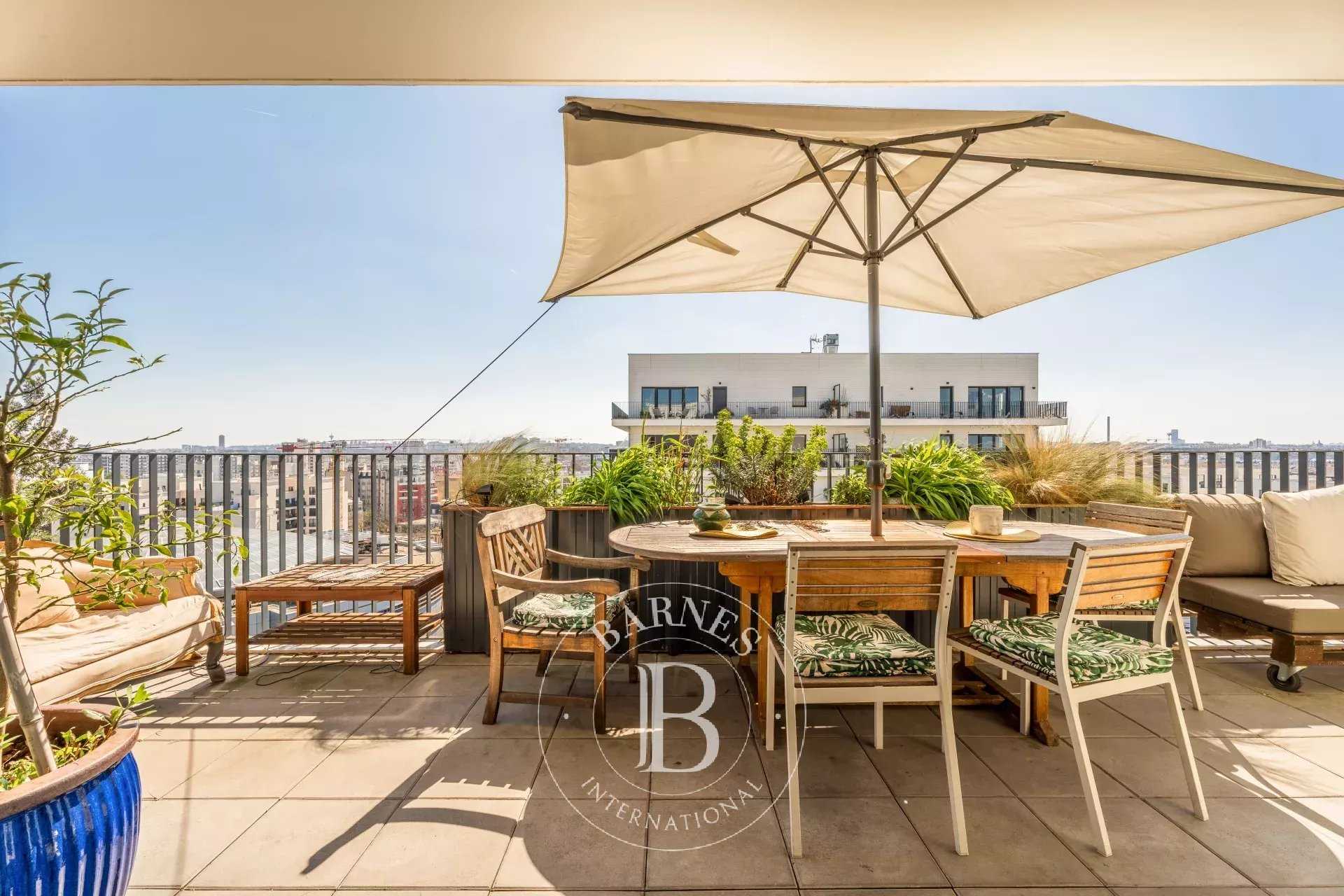 Saint-Ouen-sur-Seine  - Appartement 5 Pièces 3 Chambres
