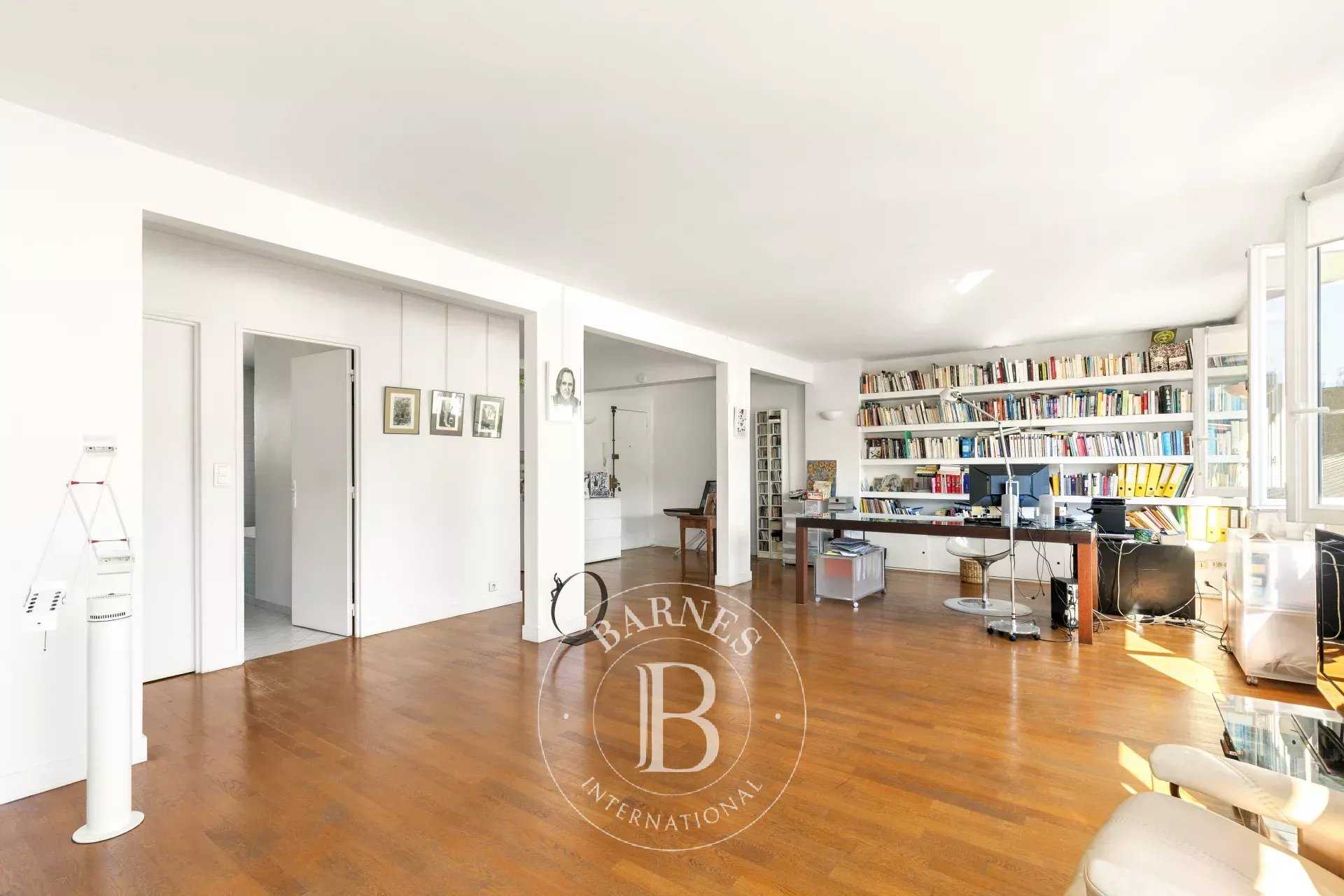 Paris  - Piso 2 Cuartos, 1 Habitacion