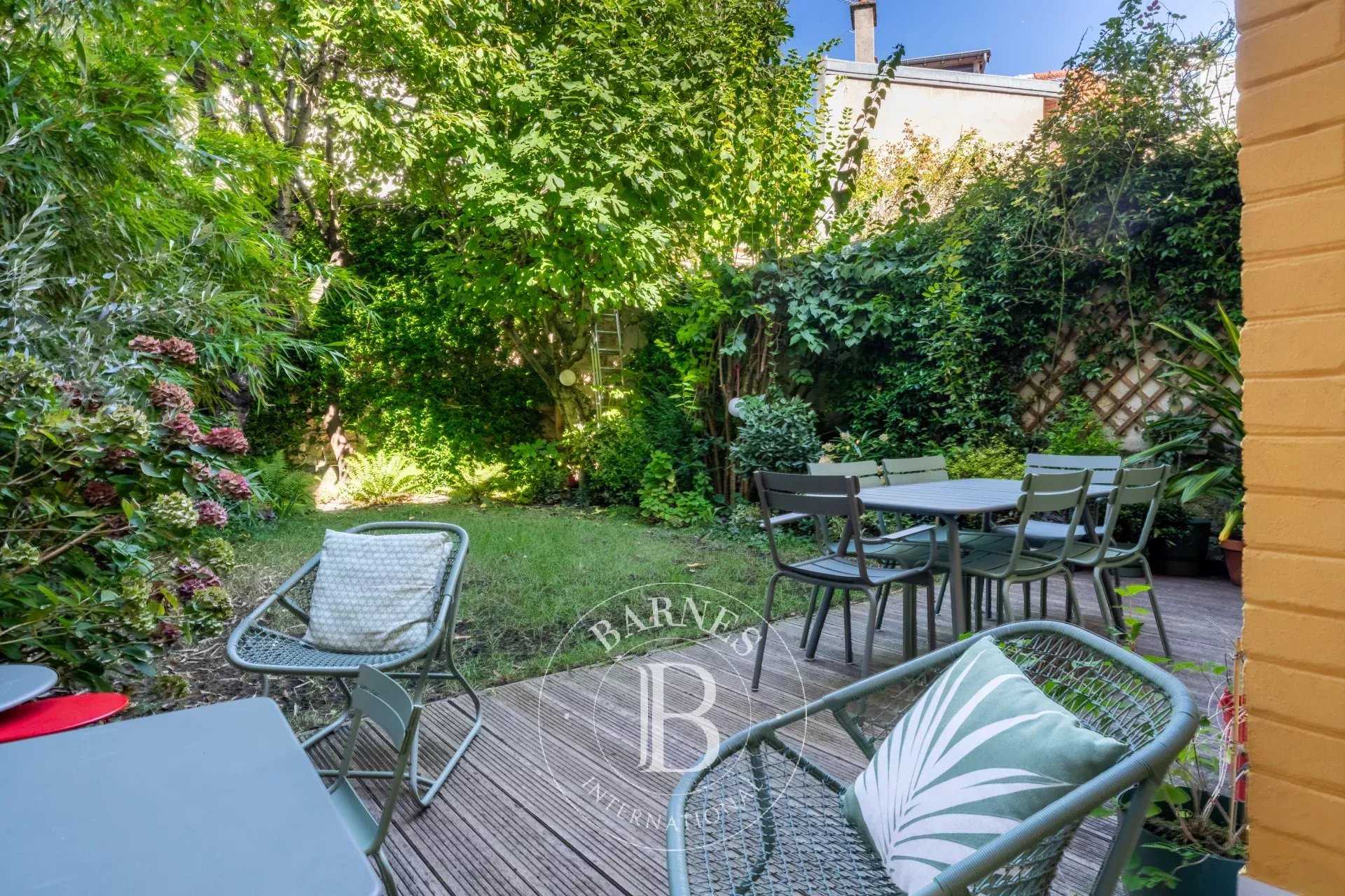 Casa Paris 75020