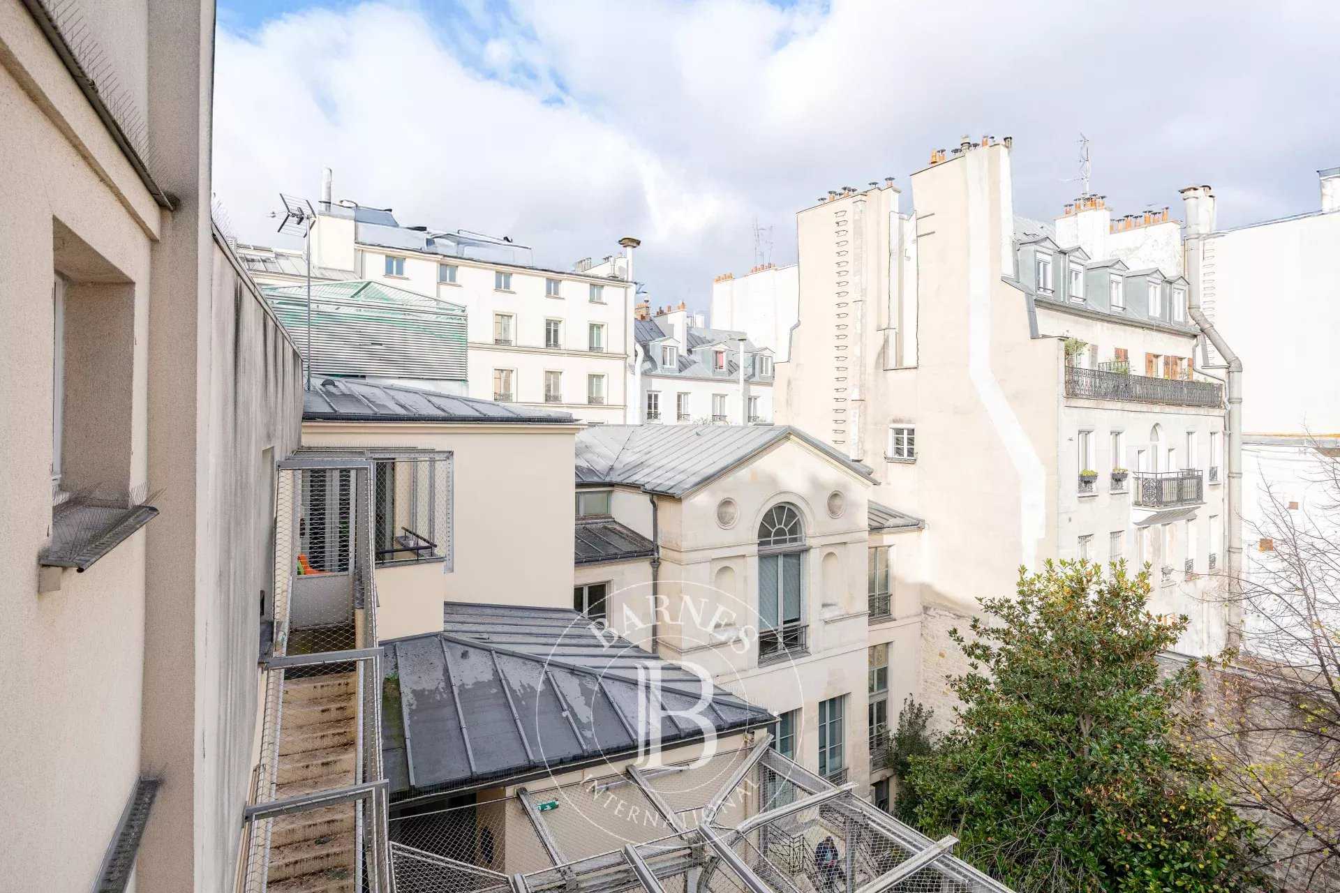 Paris  - Appartement 3 Pièces 2 Chambres