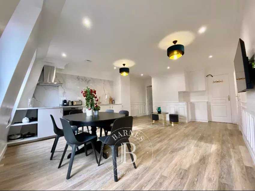 Saint-Ouen-sur-Seine  - House 6 Bedrooms