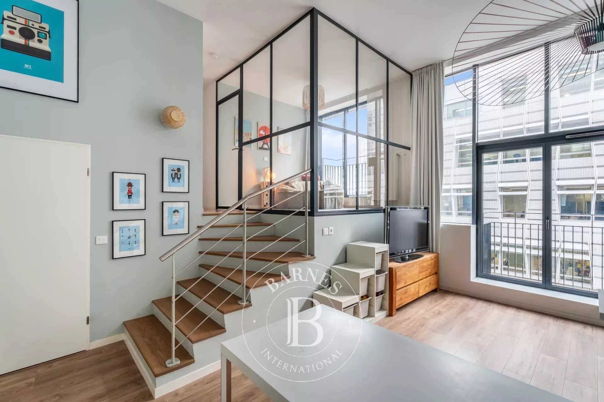 Saint-Ouen-sur-Seine  - Apartment 2 Bedrooms