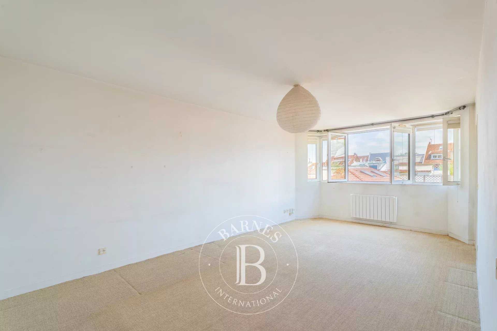 Paris  - Apartment 2 Bedrooms