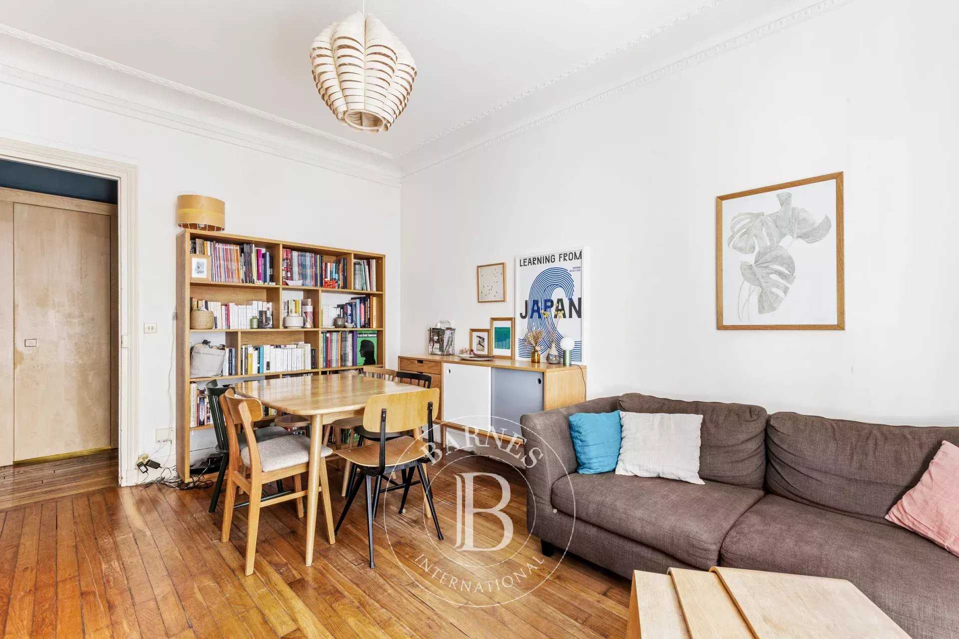 Paris  - Appartement 4 Pi&egrave;ces 2 Chambres