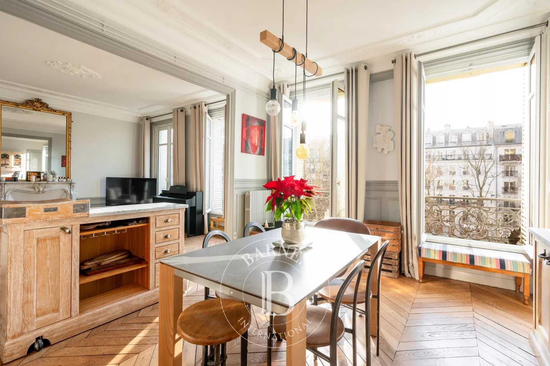 Paris  - Apartment 3 Bedrooms