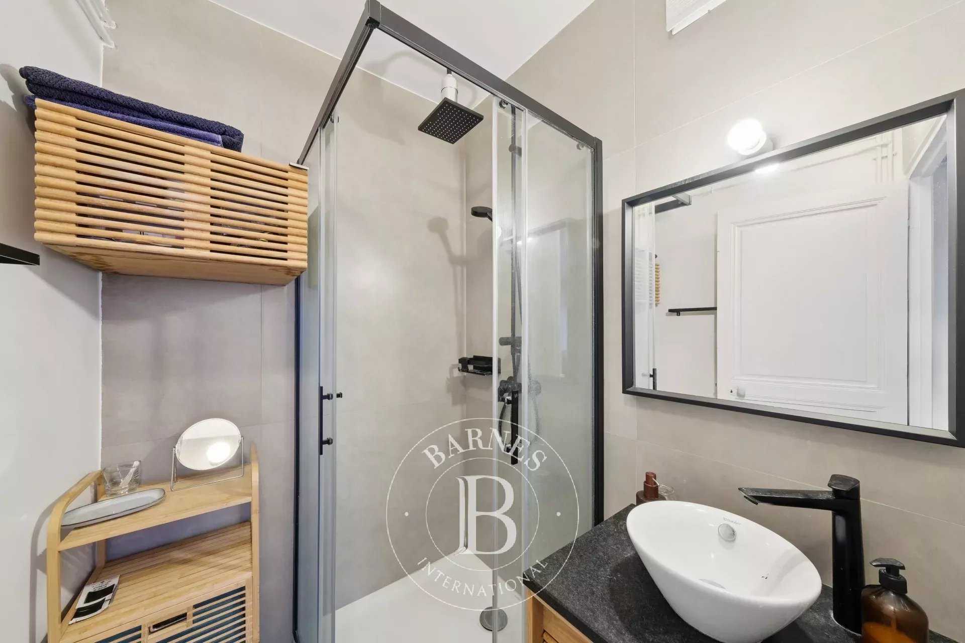 Paris  - Apartment 2 Bedrooms