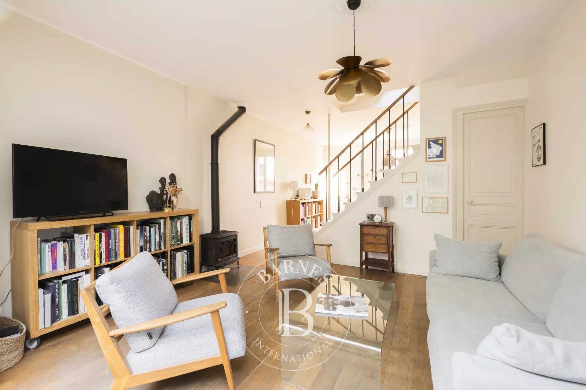 Paris  - House 3 Bedrooms
