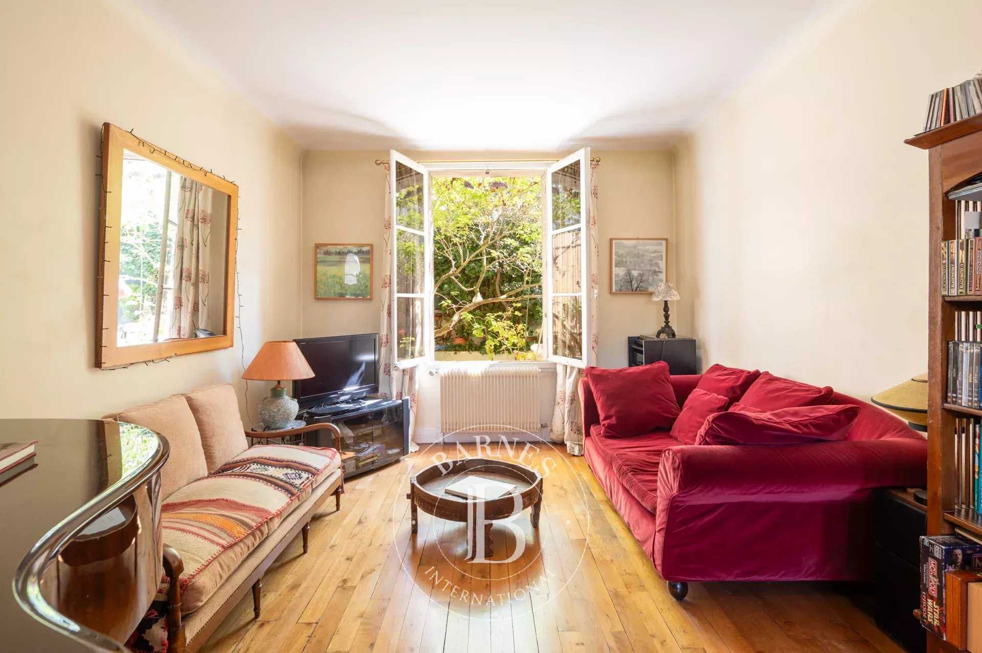Paris  - House 4 Bedrooms