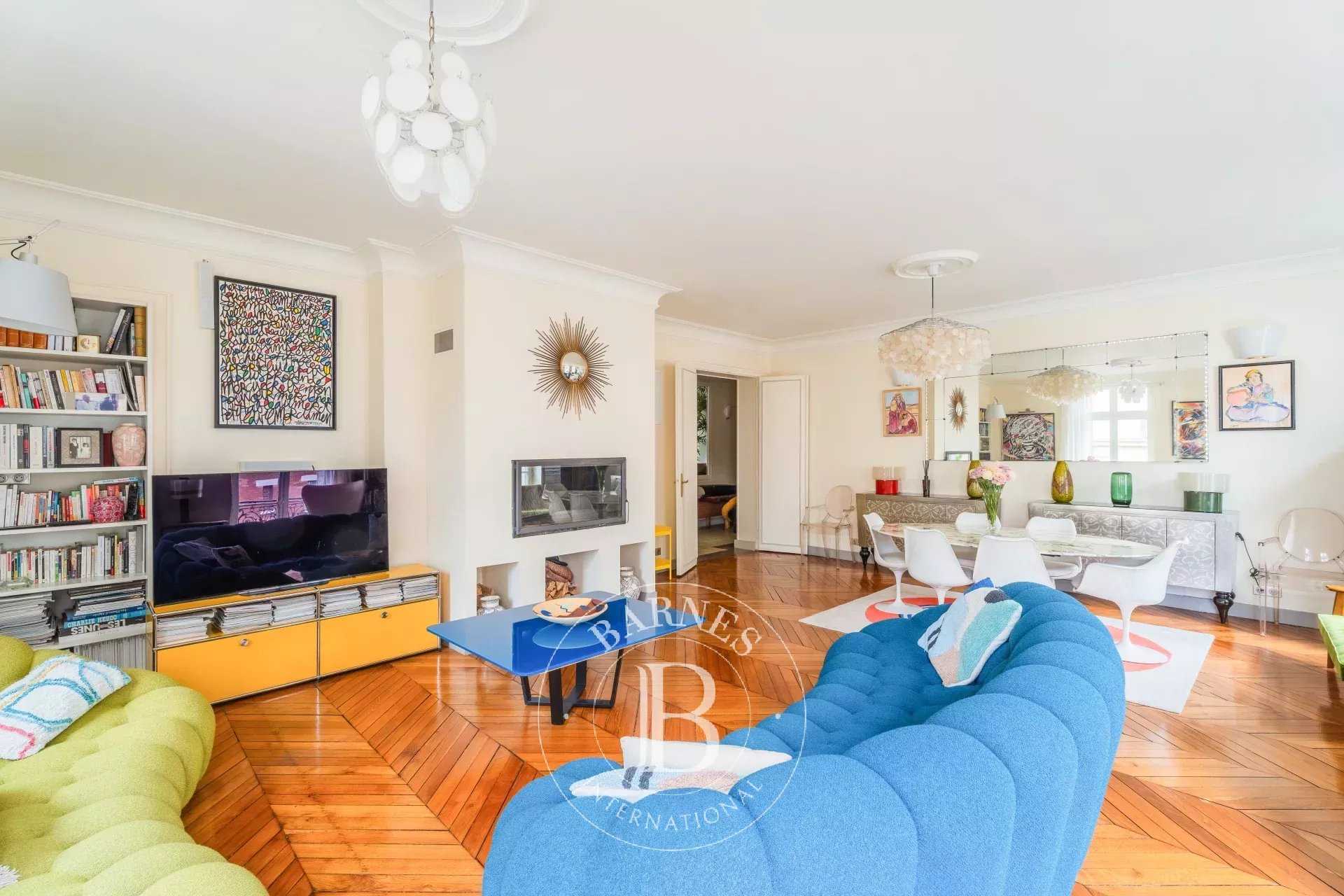 Appartement Paris 75010  -  ref 85930450 (picture 3)