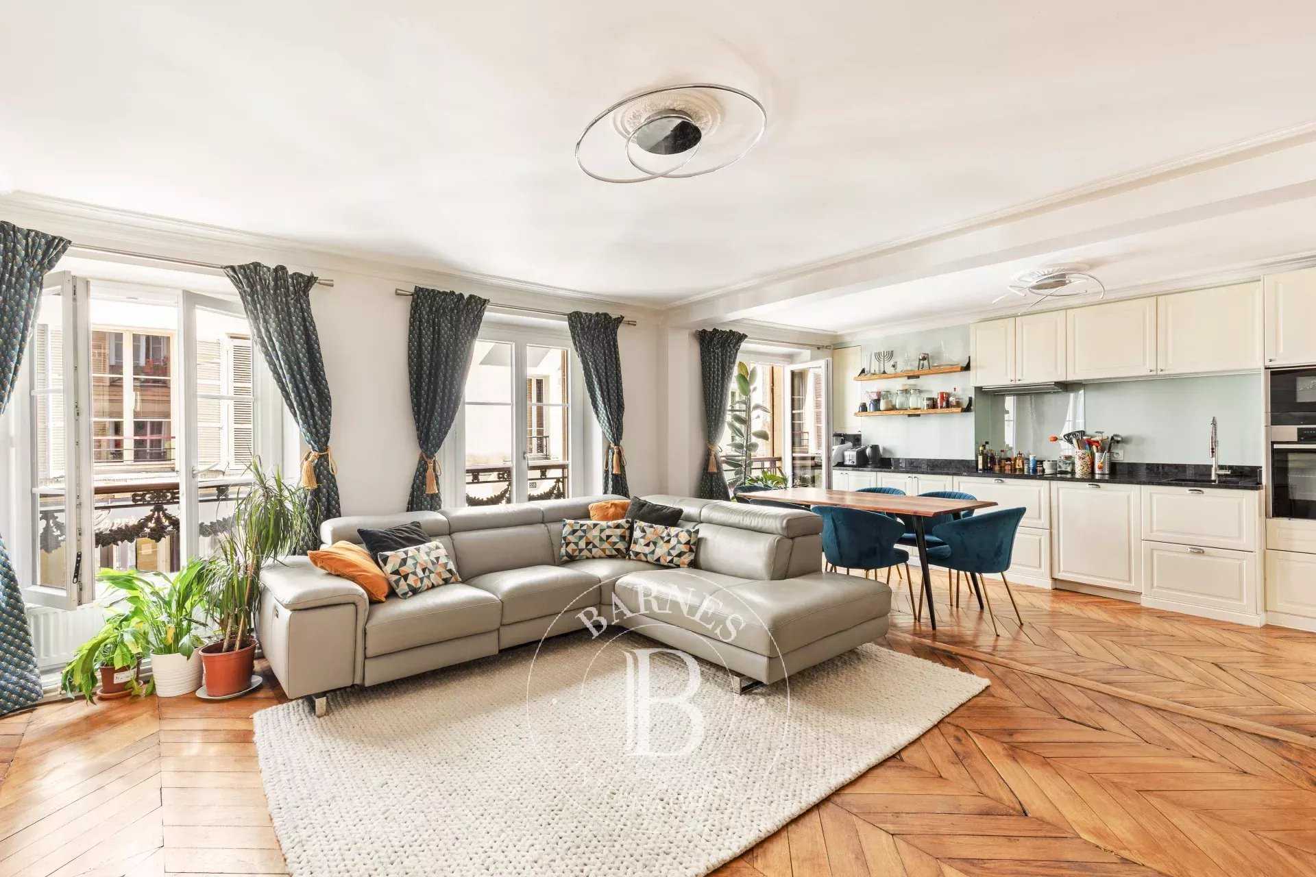 Piso Paris 75010  -  ref 87071403 (picture 2)