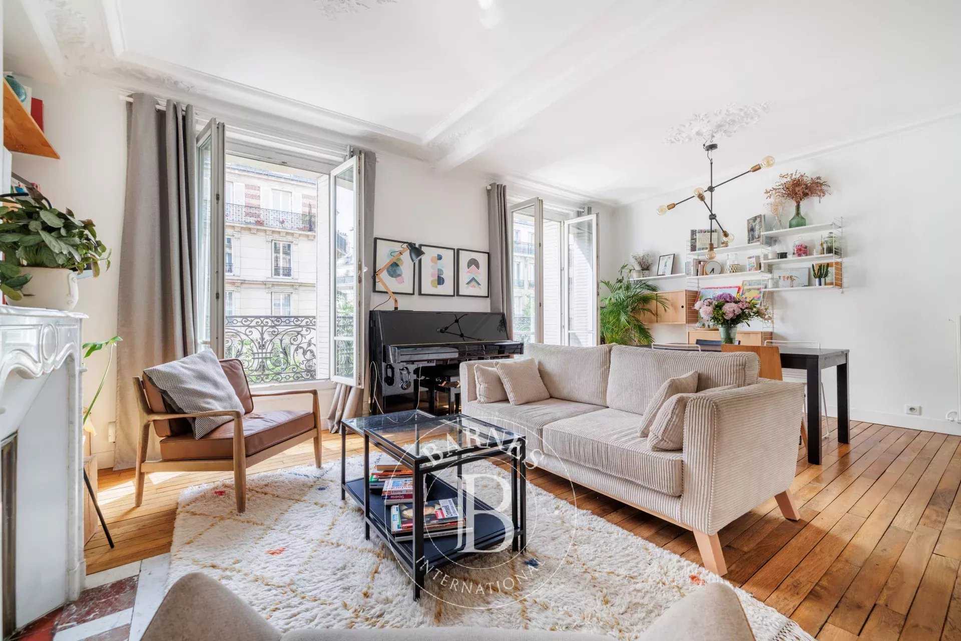 Appartement Paris 75010  -  ref 84841418 (picture 1)
