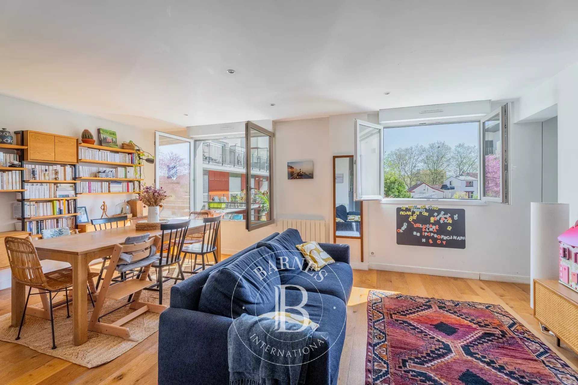 Apartment Montreuil  -  ref 86887091 (picture 1)