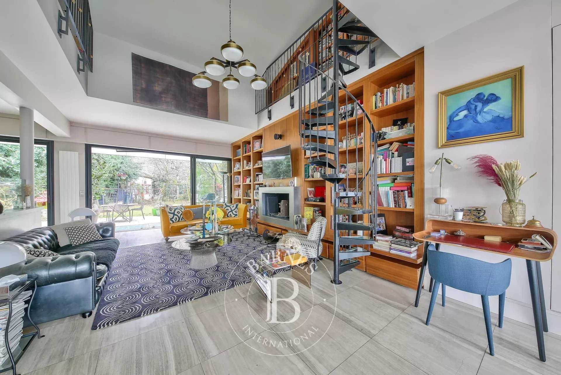 Townhouse Paris 75019  -  ref 6489995 (picture 2)