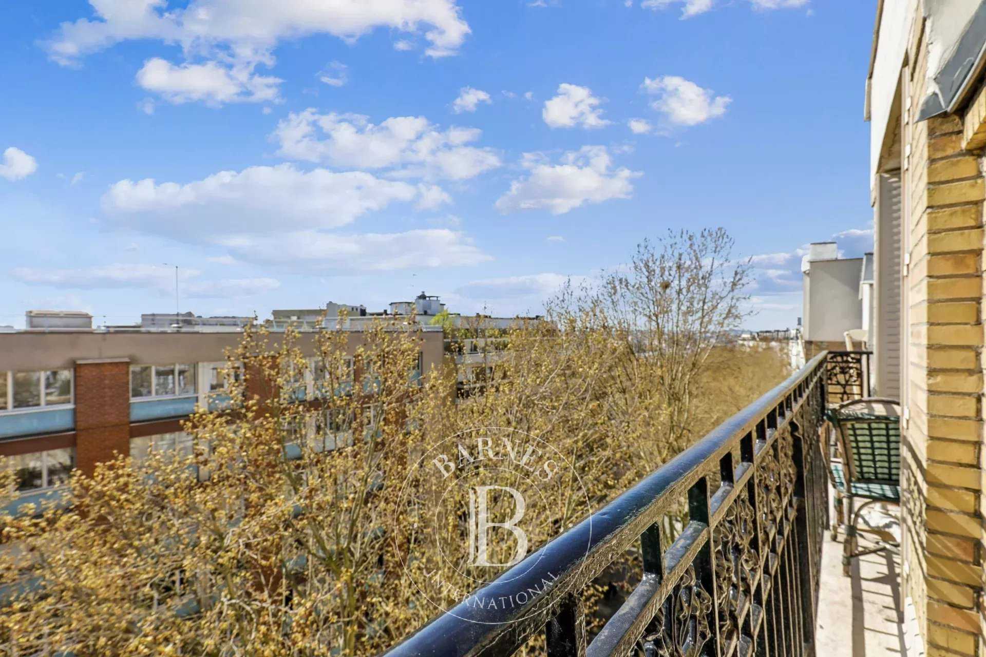 Appartement Paris 75019  -  ref 86835764 (picture 1)