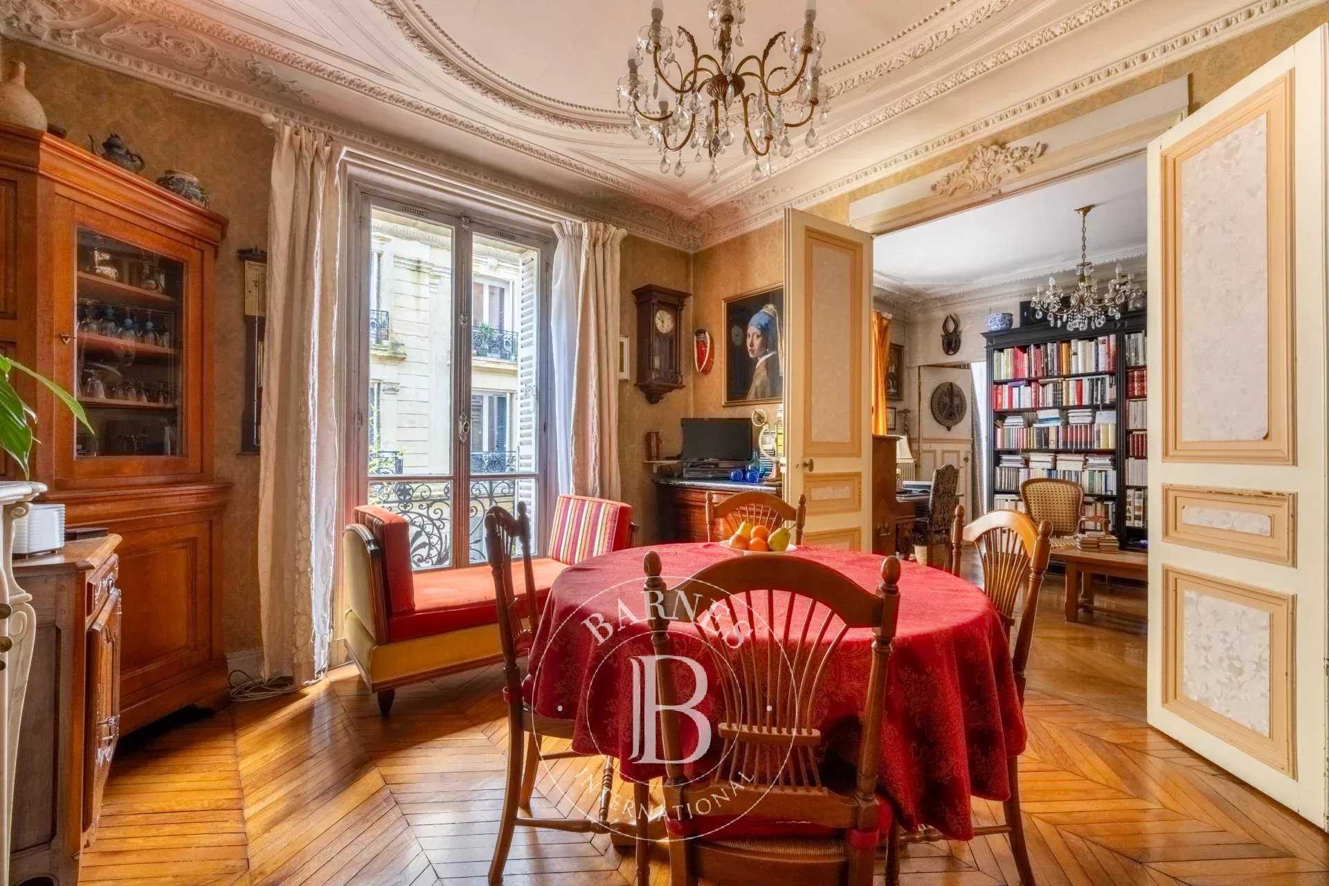 Appartement Paris 75010  -  ref 83604667 (picture 1)