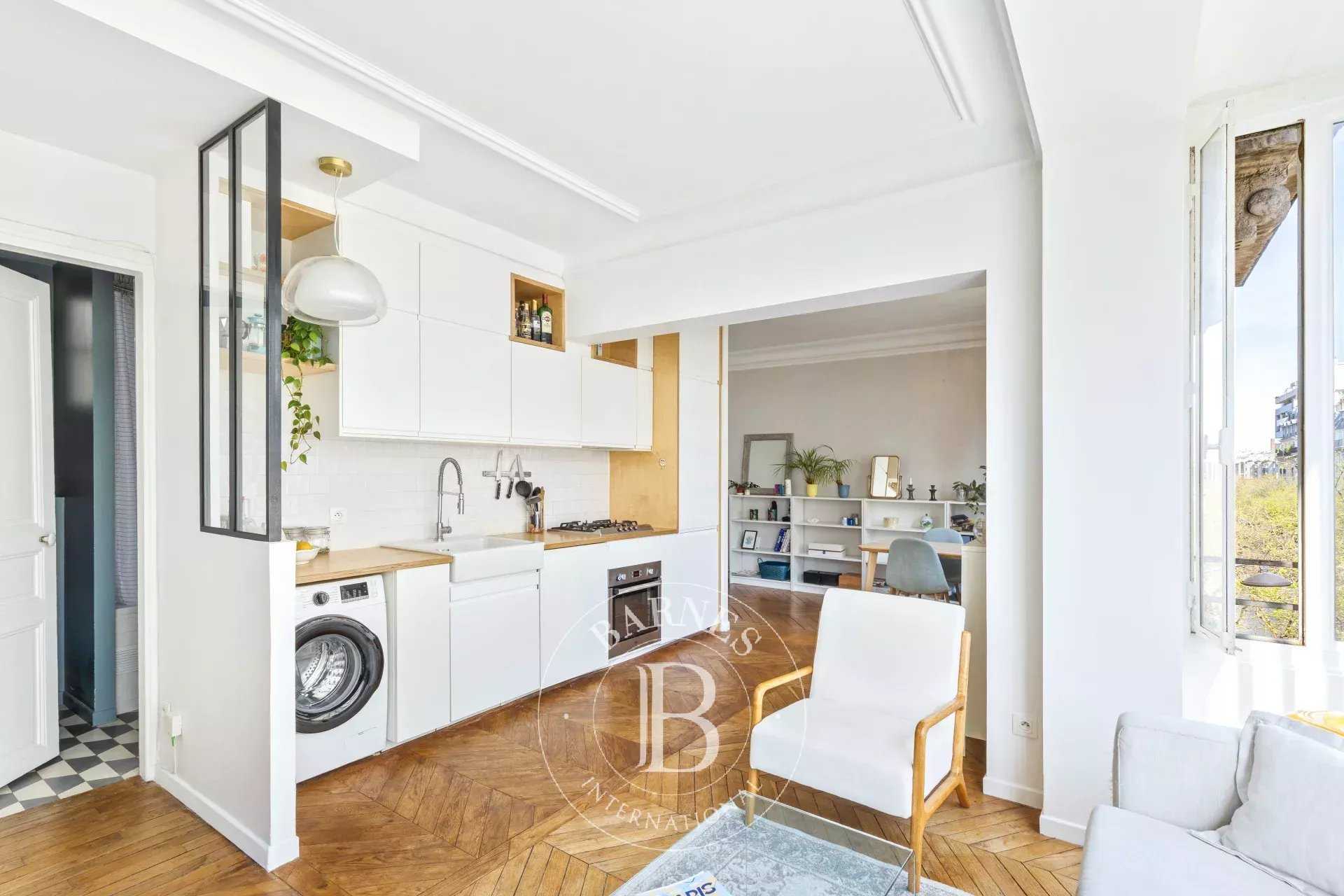 Apartment Paris 75010  -  ref 86806855 (picture 3)