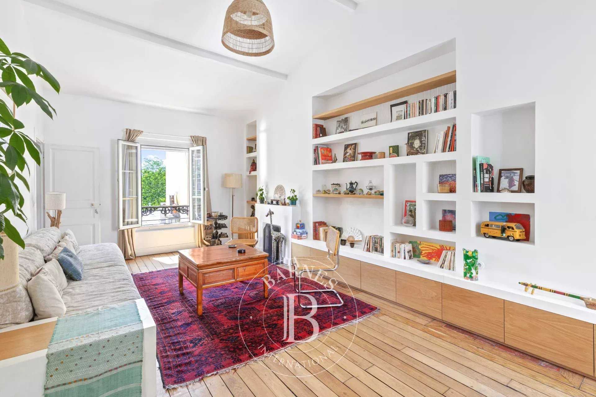 Appartement Paris 75010  -  ref 87042268 (picture 2)