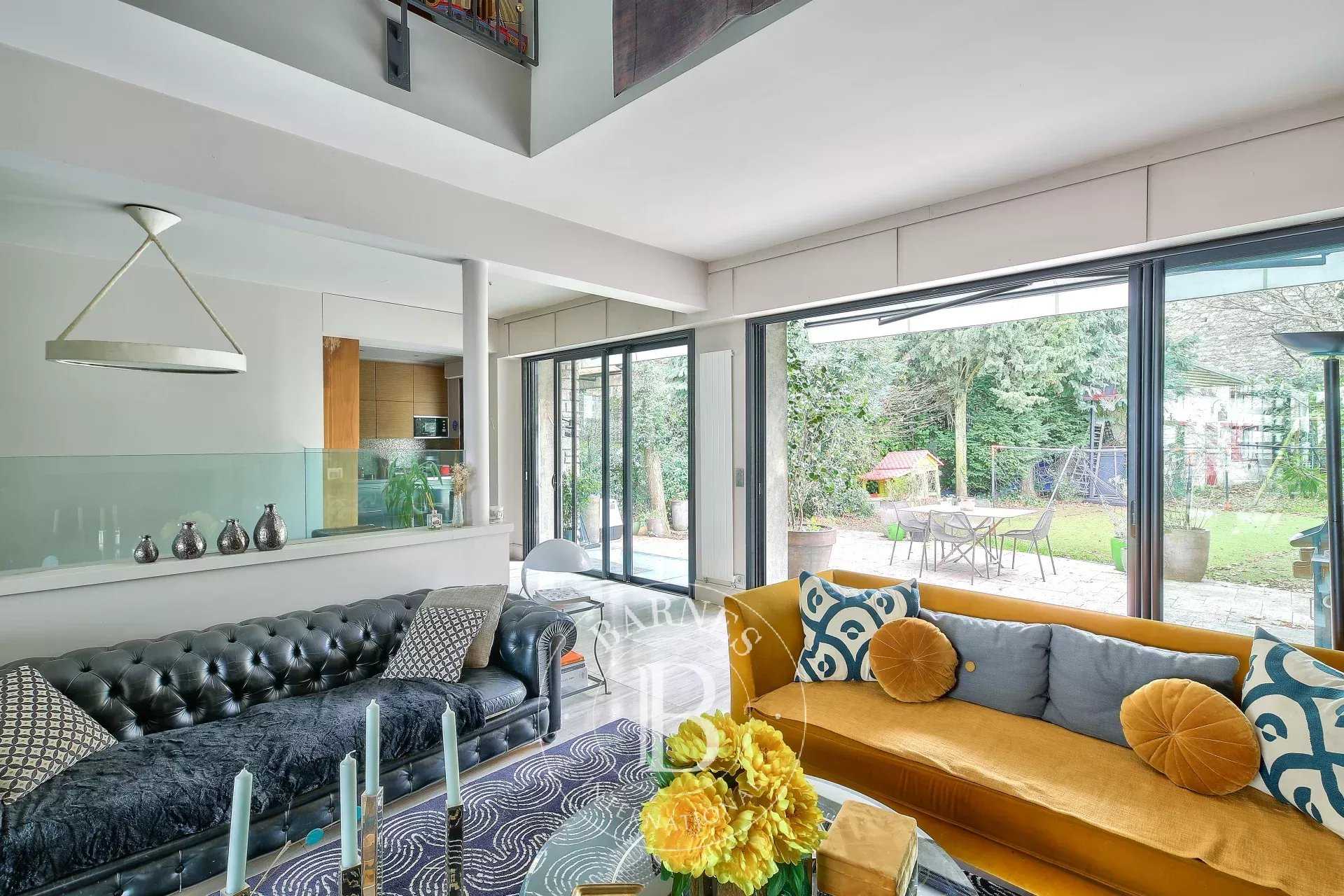 Townhouse Paris 75019  -  ref 6489995 (picture 1)