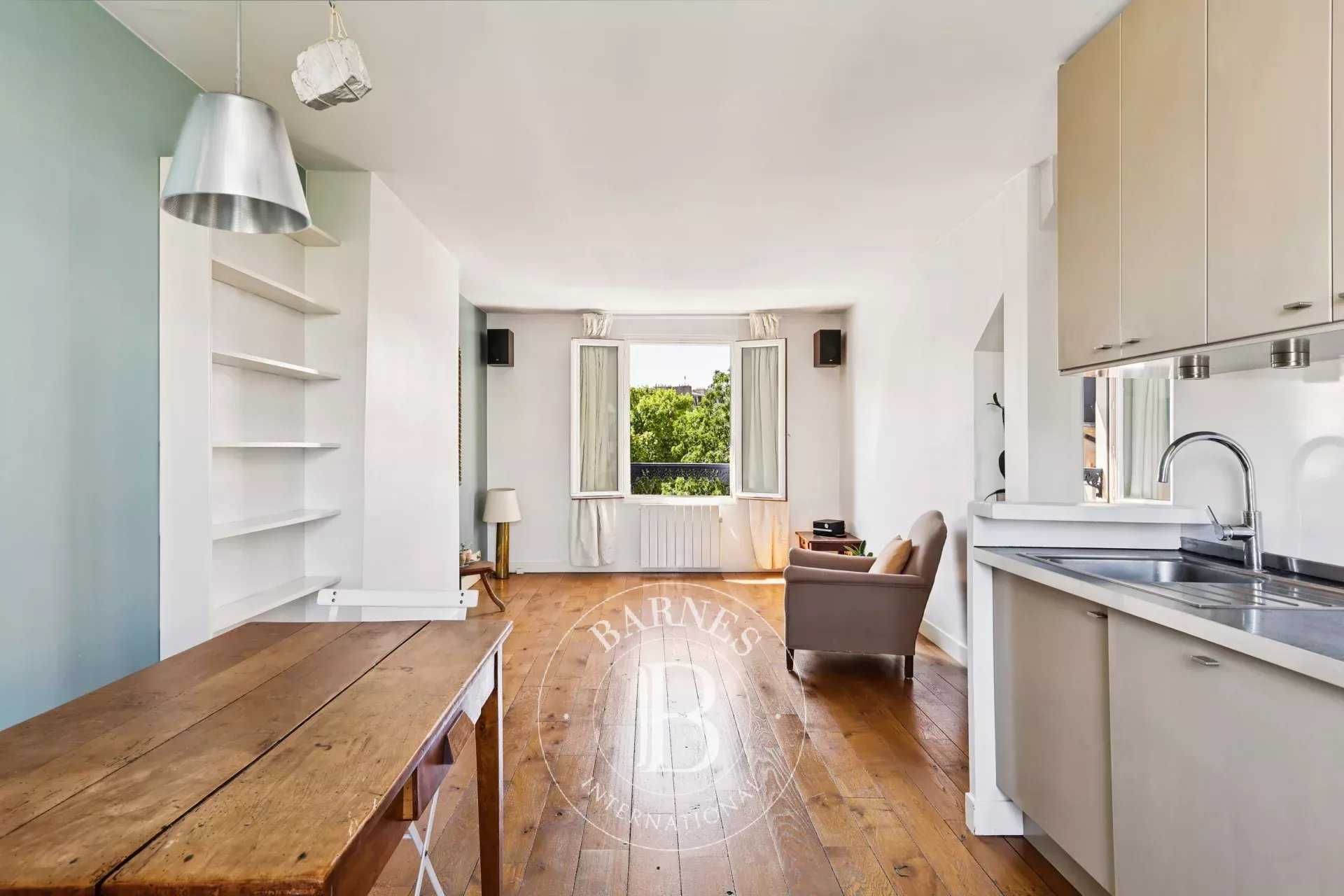 Piso Paris 75010  -  ref 86045425 (picture 1)