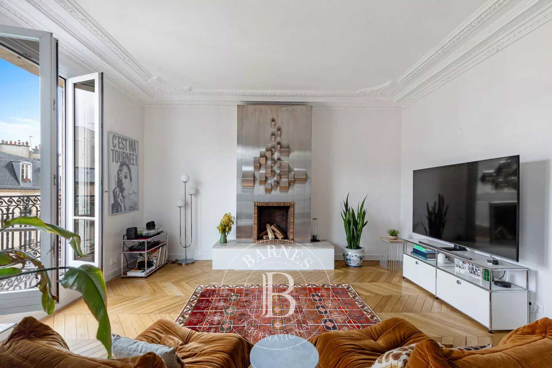 Apartment Paris 75010  -  ref 86812585 (picture 2)