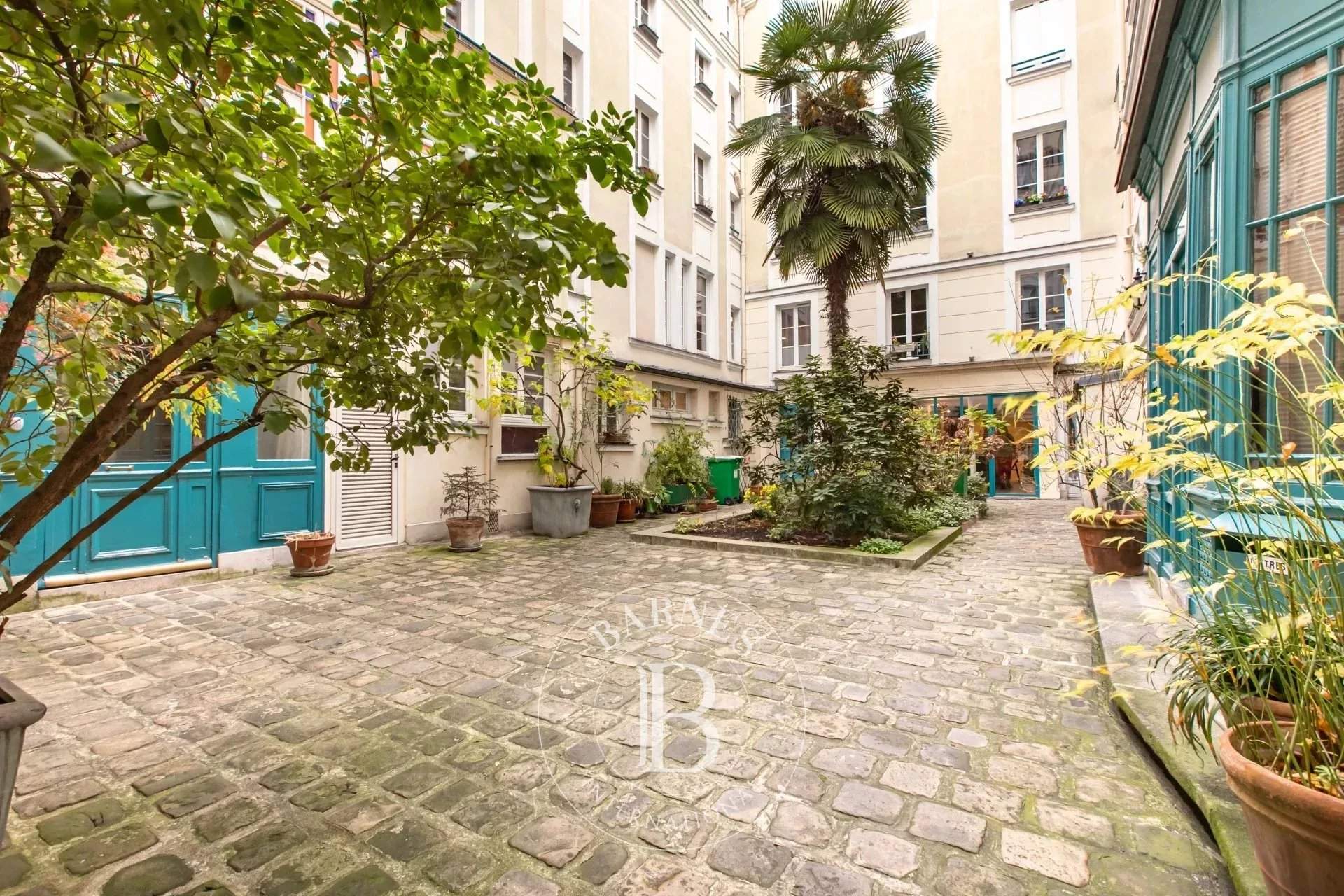 Paris  - Apartment 3 Bedrooms - picture 16