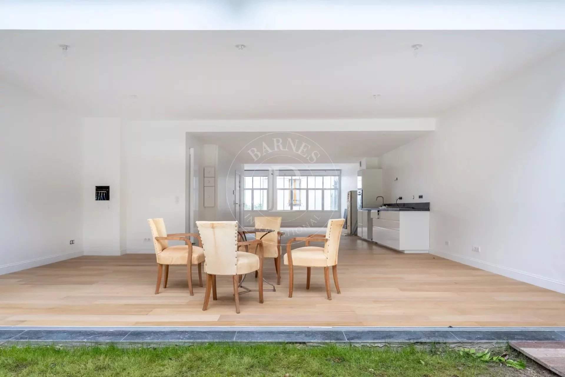 Montreuil  - Duplex 5 Pi&egrave;ces 4 Chambres - picture 4