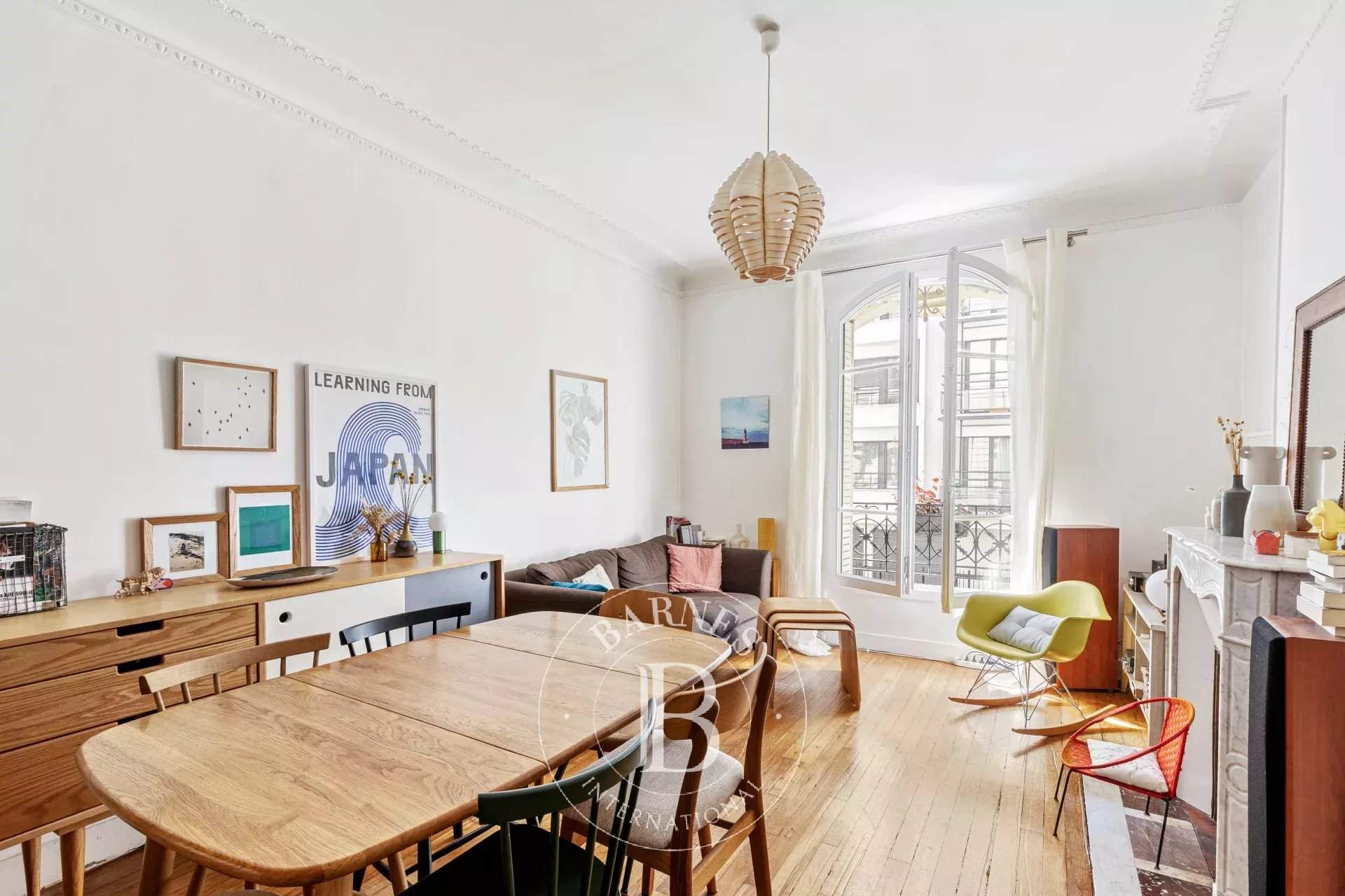 Paris  - Appartement 4 Pi&egrave;ces 2 Chambres - picture 1