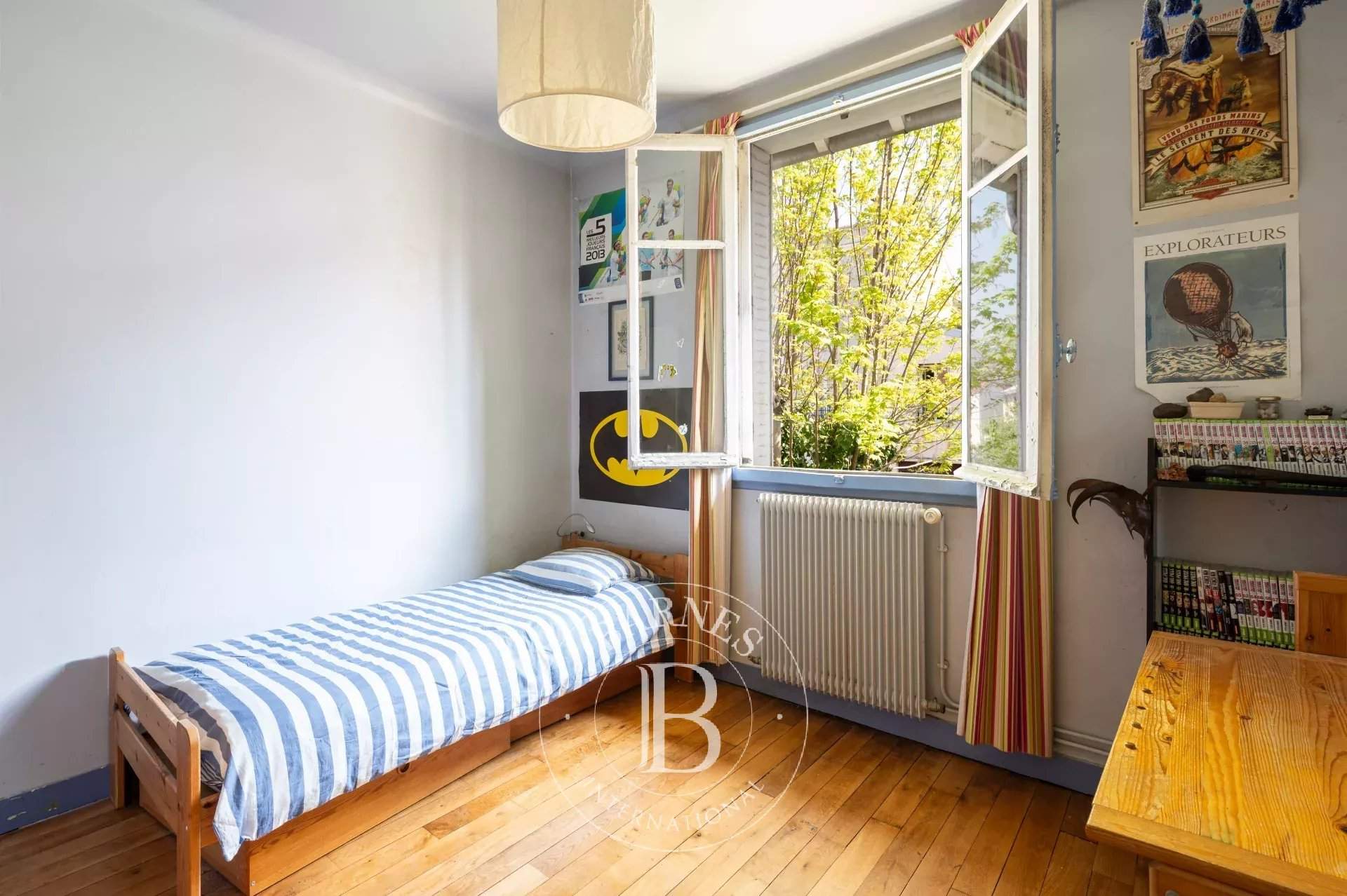Paris  - House 4 Bedrooms - picture 9