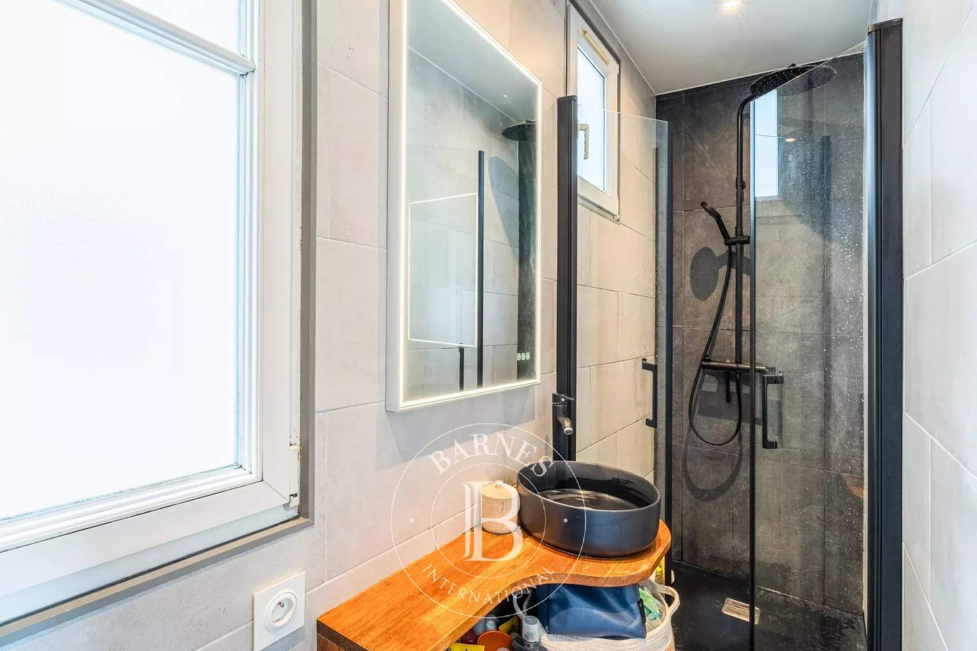 Paris  - Appartement 3 Pi&egrave;ces 2 Chambres - picture 9