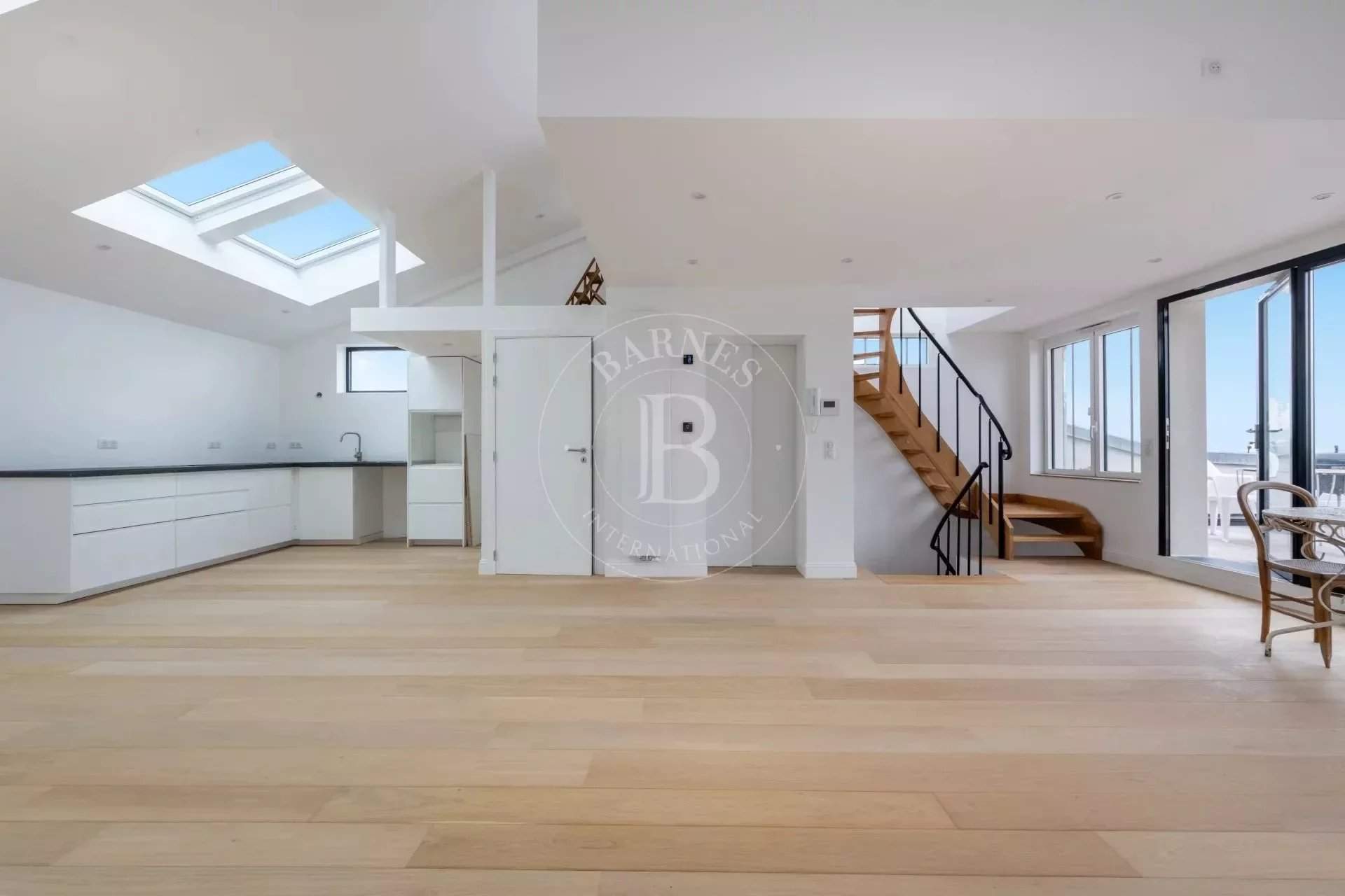 Montreuil  - Duplex 4 Pi&egrave;ces 3 Chambres - picture 4