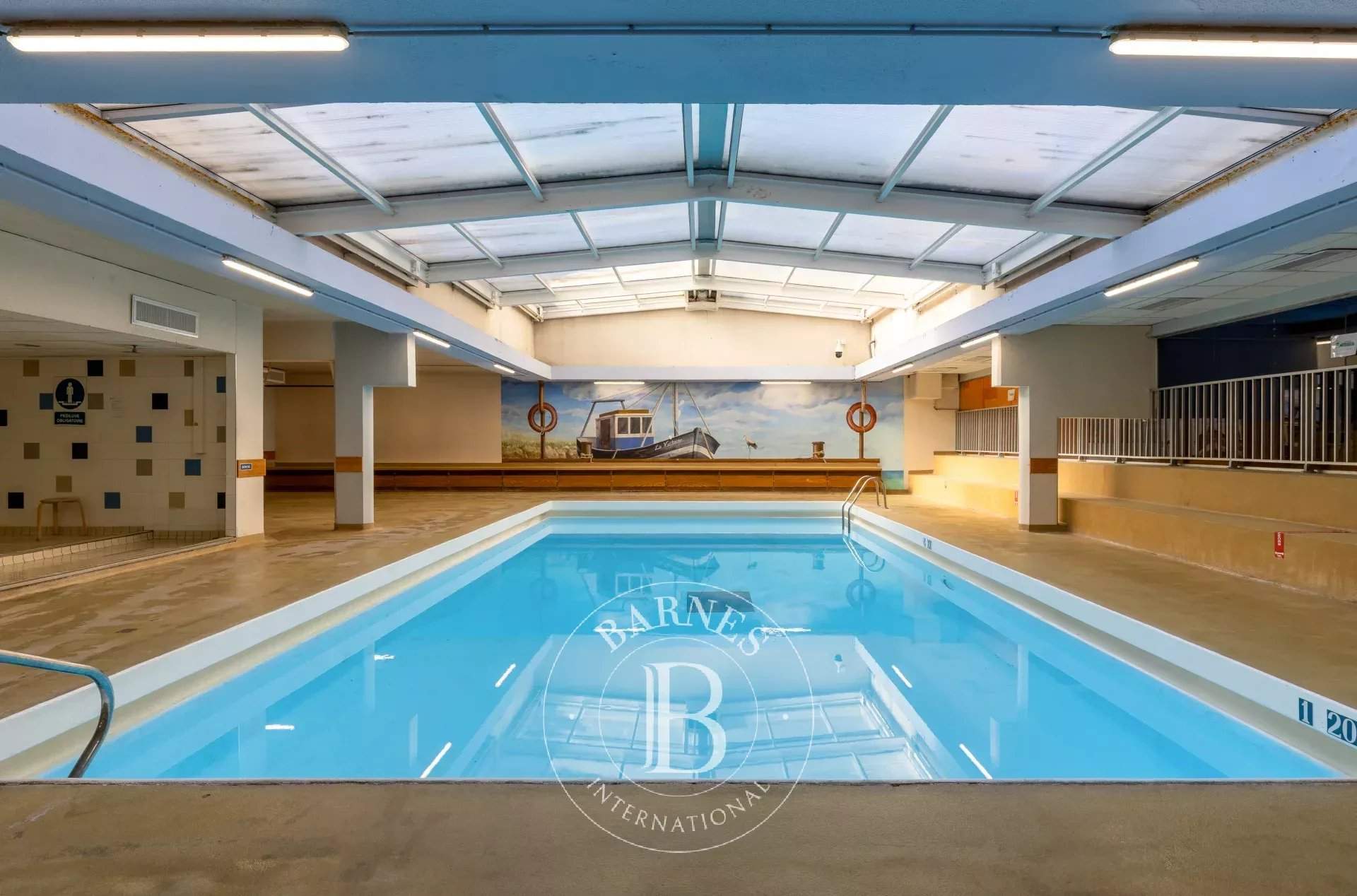 Paris  - Apartment 2 Bedrooms - picture 10