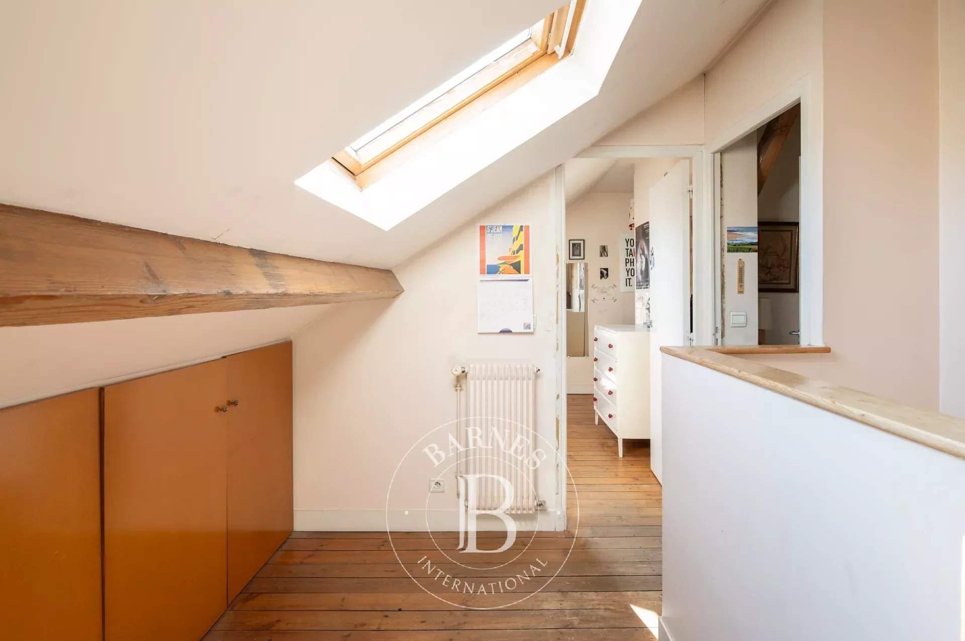 Paris  - House 4 Bedrooms - picture 12