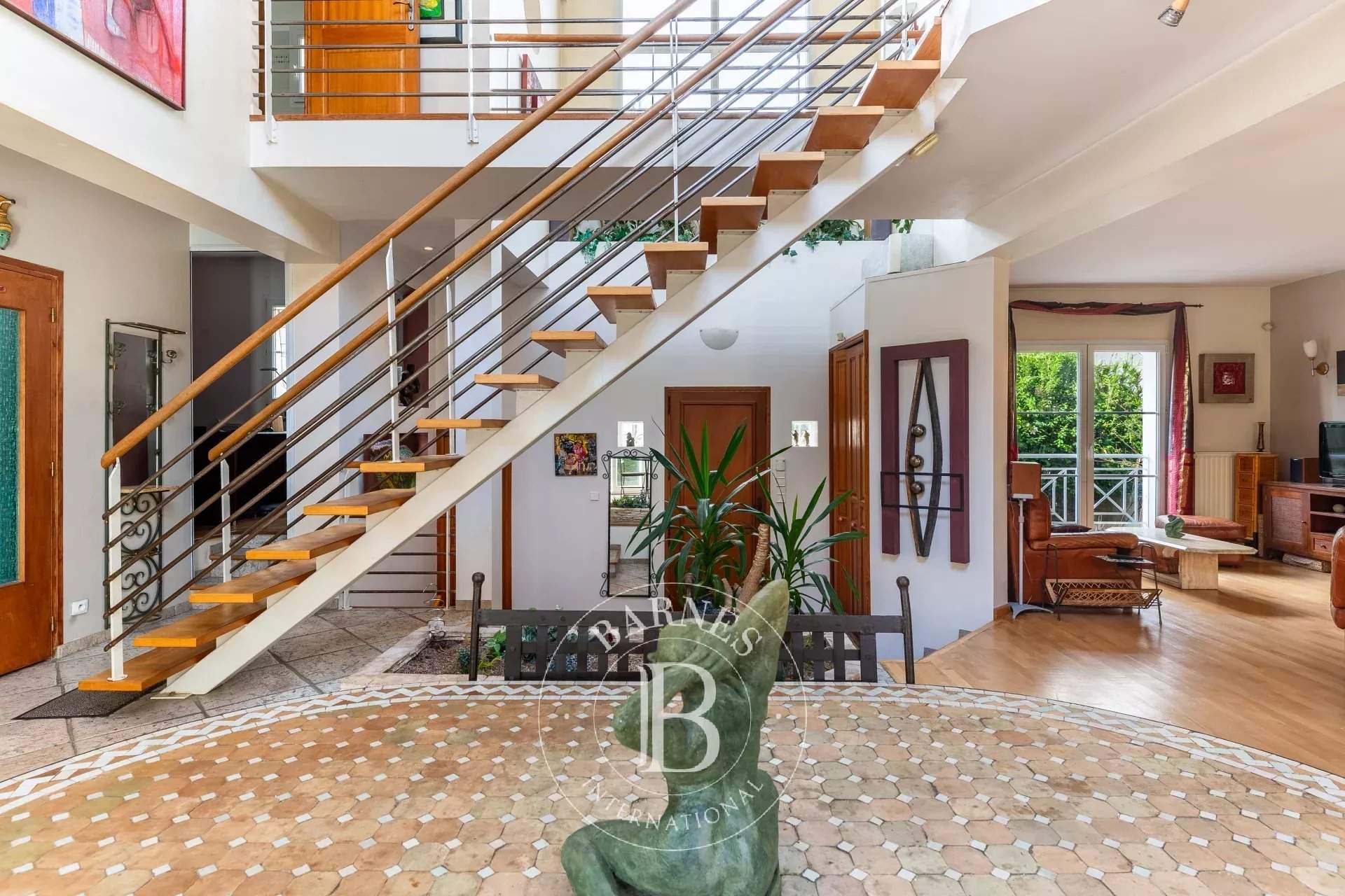 Les Lilas  - Maison 8 Pièces 4 Chambres - picture 1