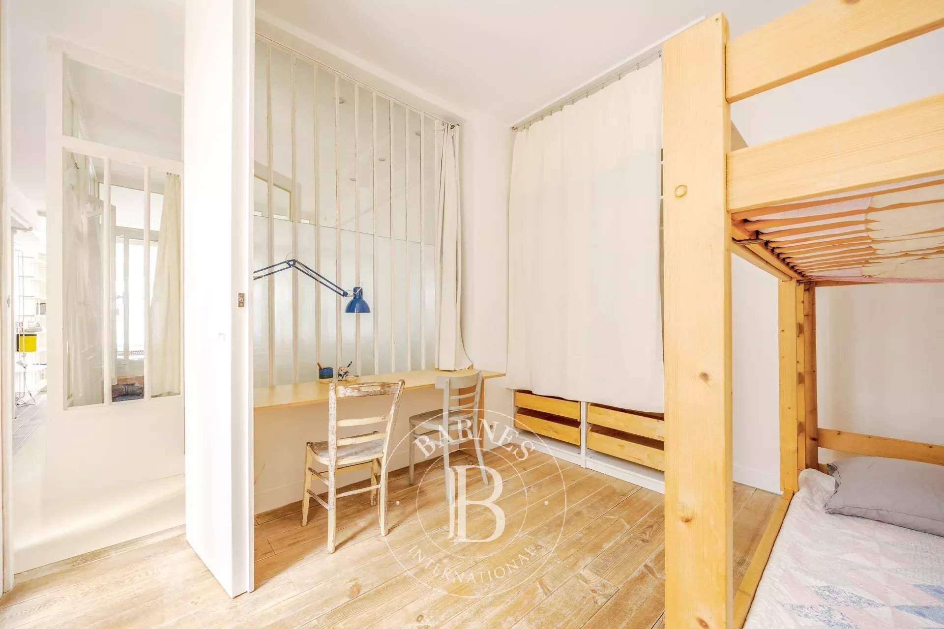 Paris  - Apartment 2 Bedrooms - picture 9