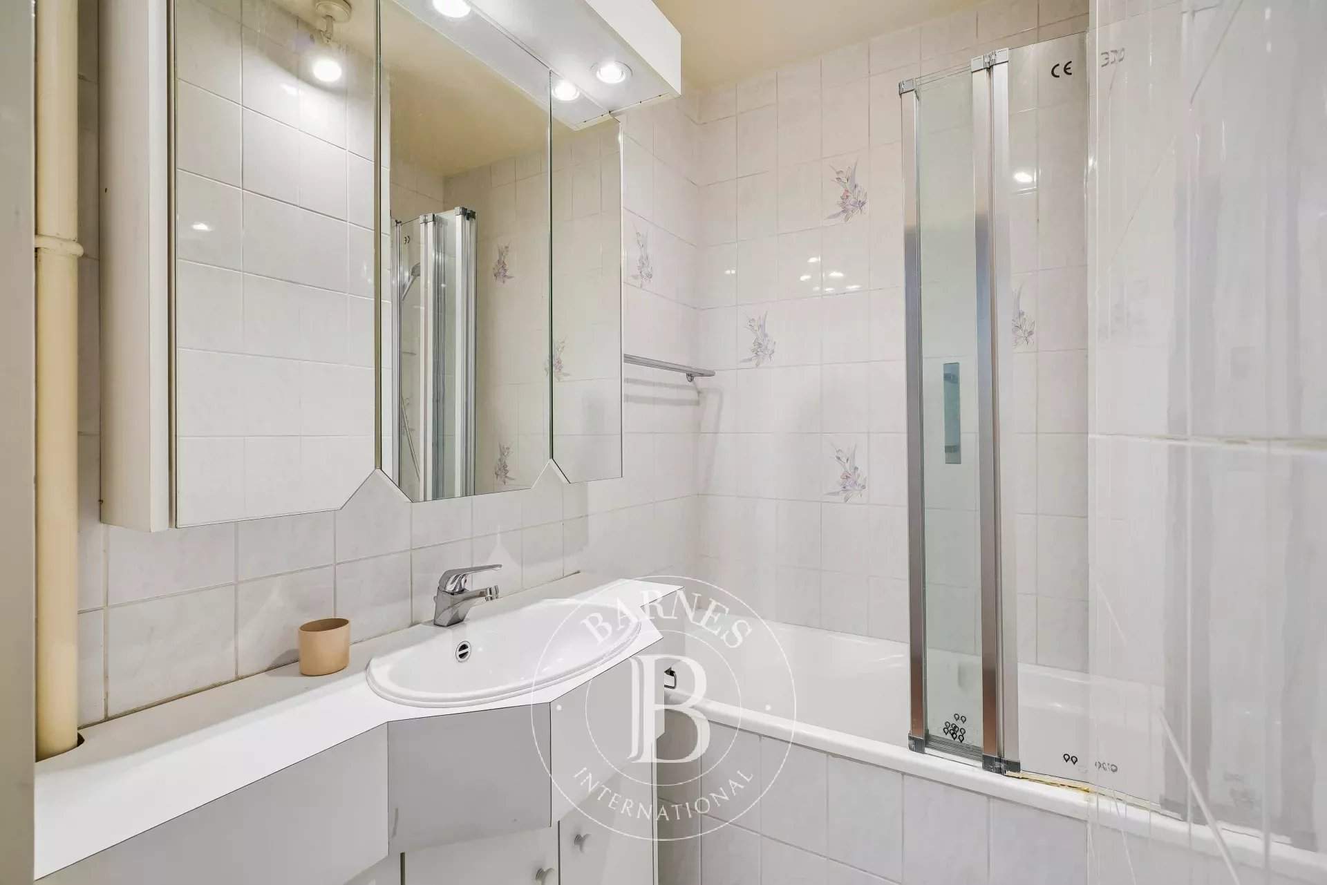 Paris  - Appartement 2 Pi&egrave;ces, 1 Chambre - picture 8