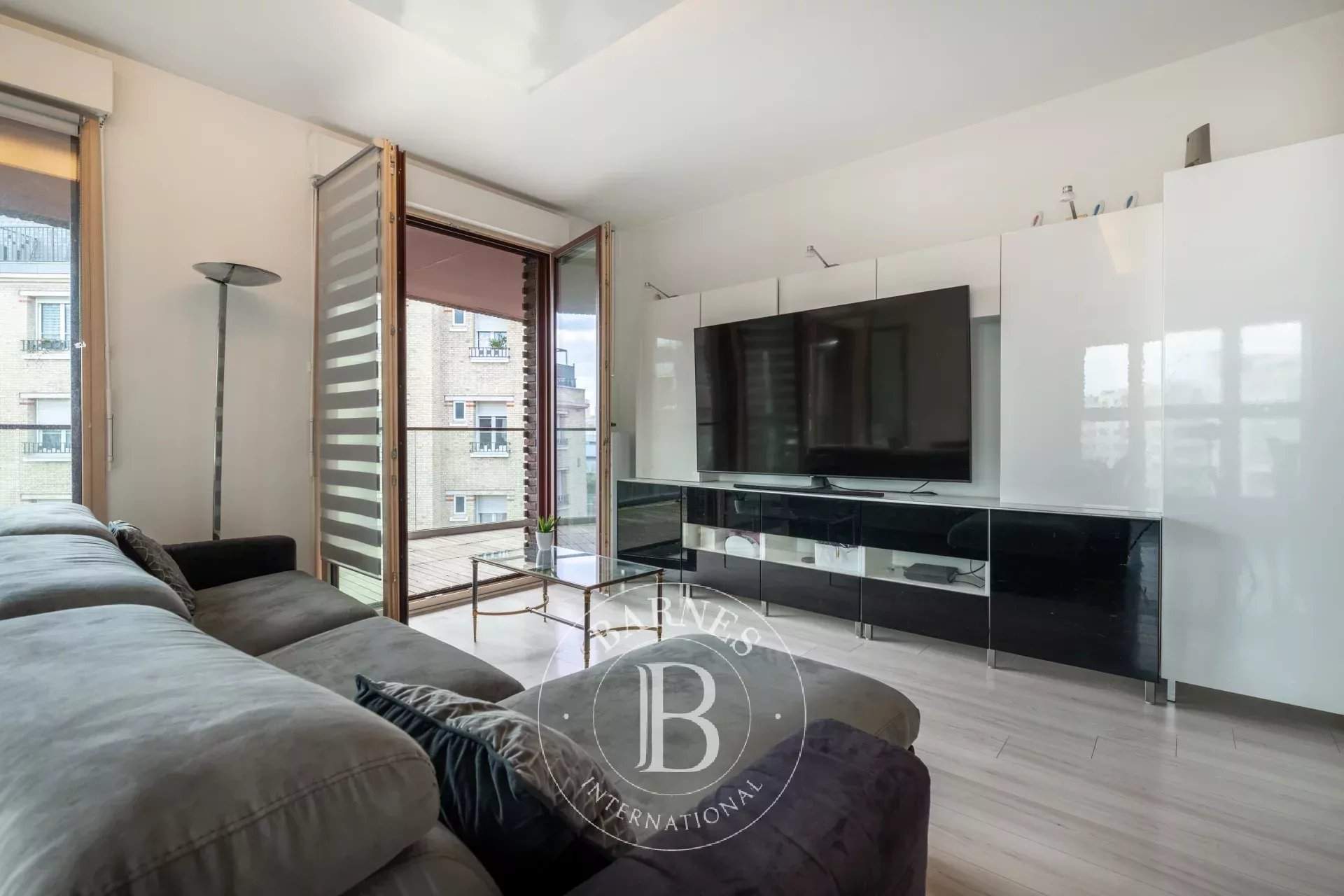 Pantin  - Apartment 4 Bedrooms - picture 9