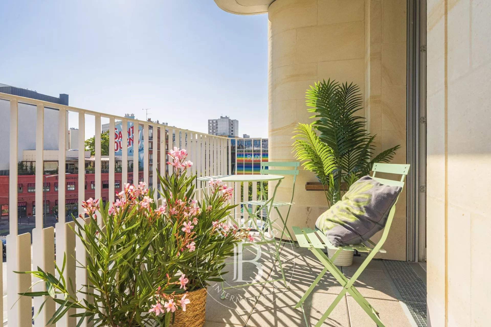 Saint-Ouen-sur-Seine  - Apartment 3 Bedrooms - picture 2
