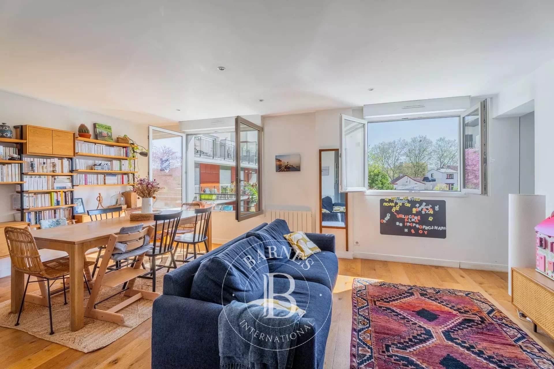 Montreuil  - Apartment 3 Bedrooms - picture 1