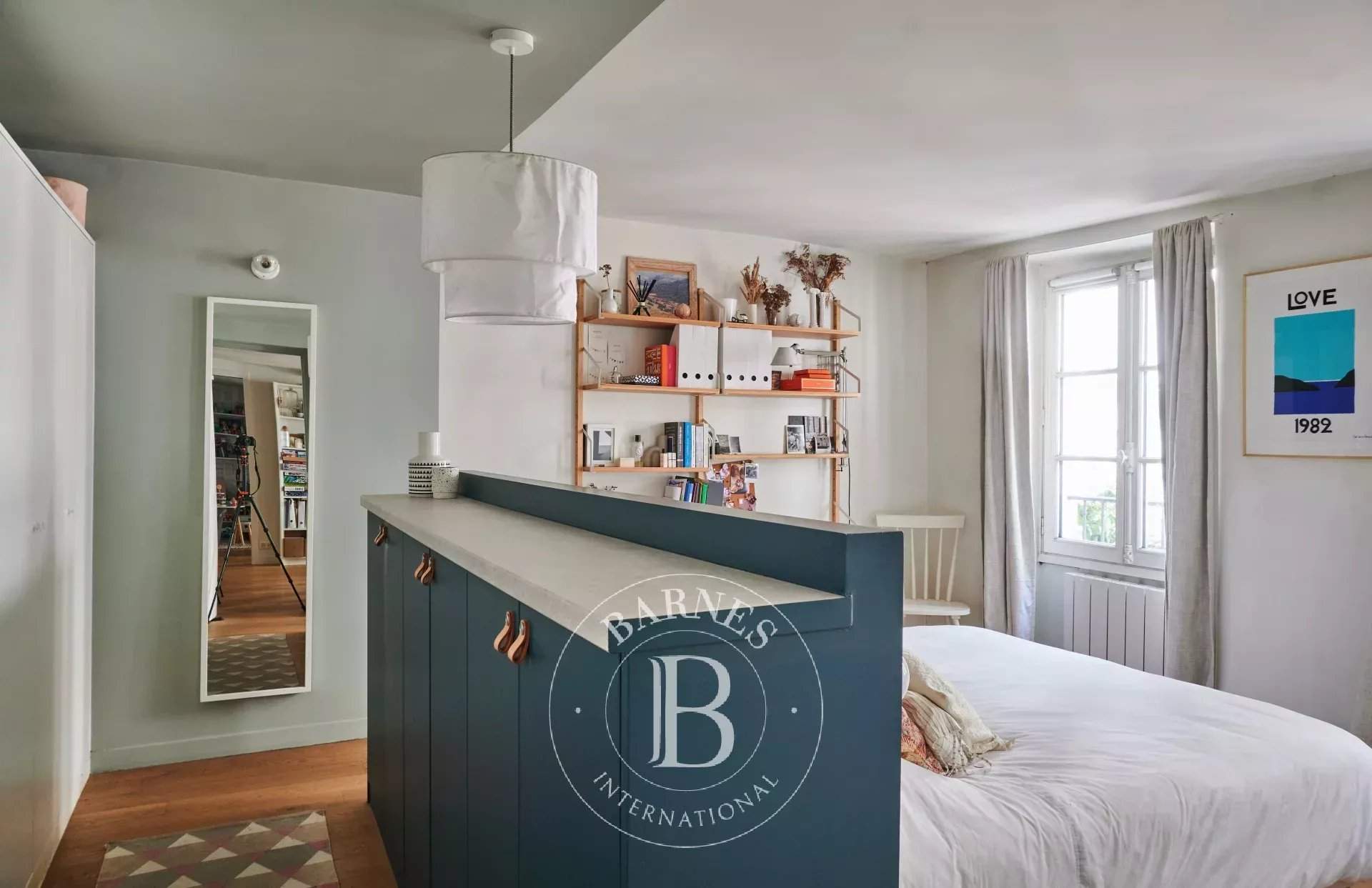 Paris  - Apartment 3 Bedrooms - picture 9