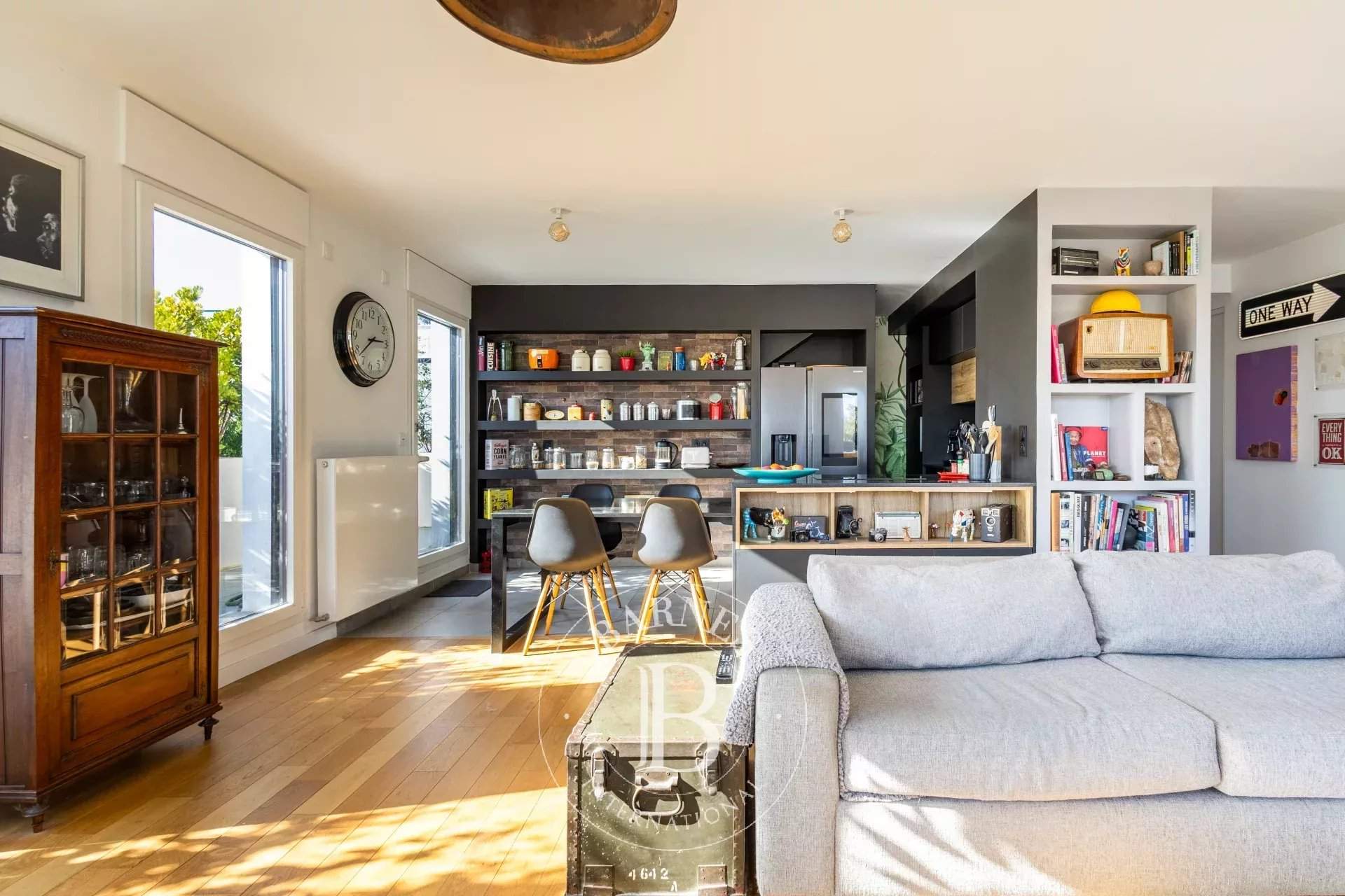 Saint-Ouen-sur-Seine  - Appartement 6 Pi&egrave;ces 4 Chambres - picture 3