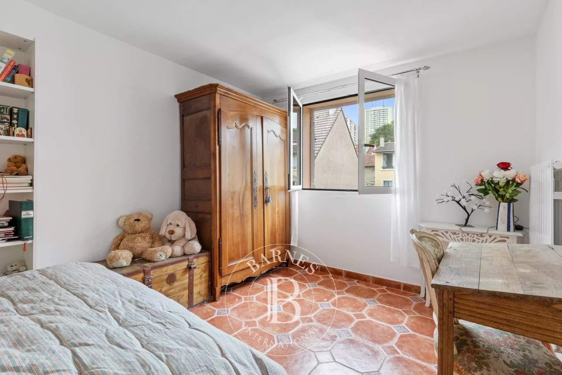 Bagnolet  - Maison 8 Pièces 4 Chambres - picture 9