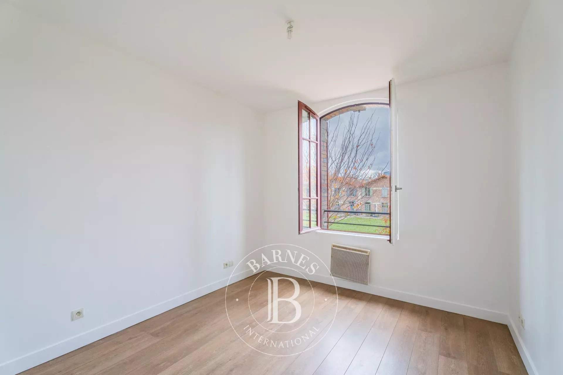 Saint-Denis  - Piso 6 Cuartos 4 Habitaciones - picture 7