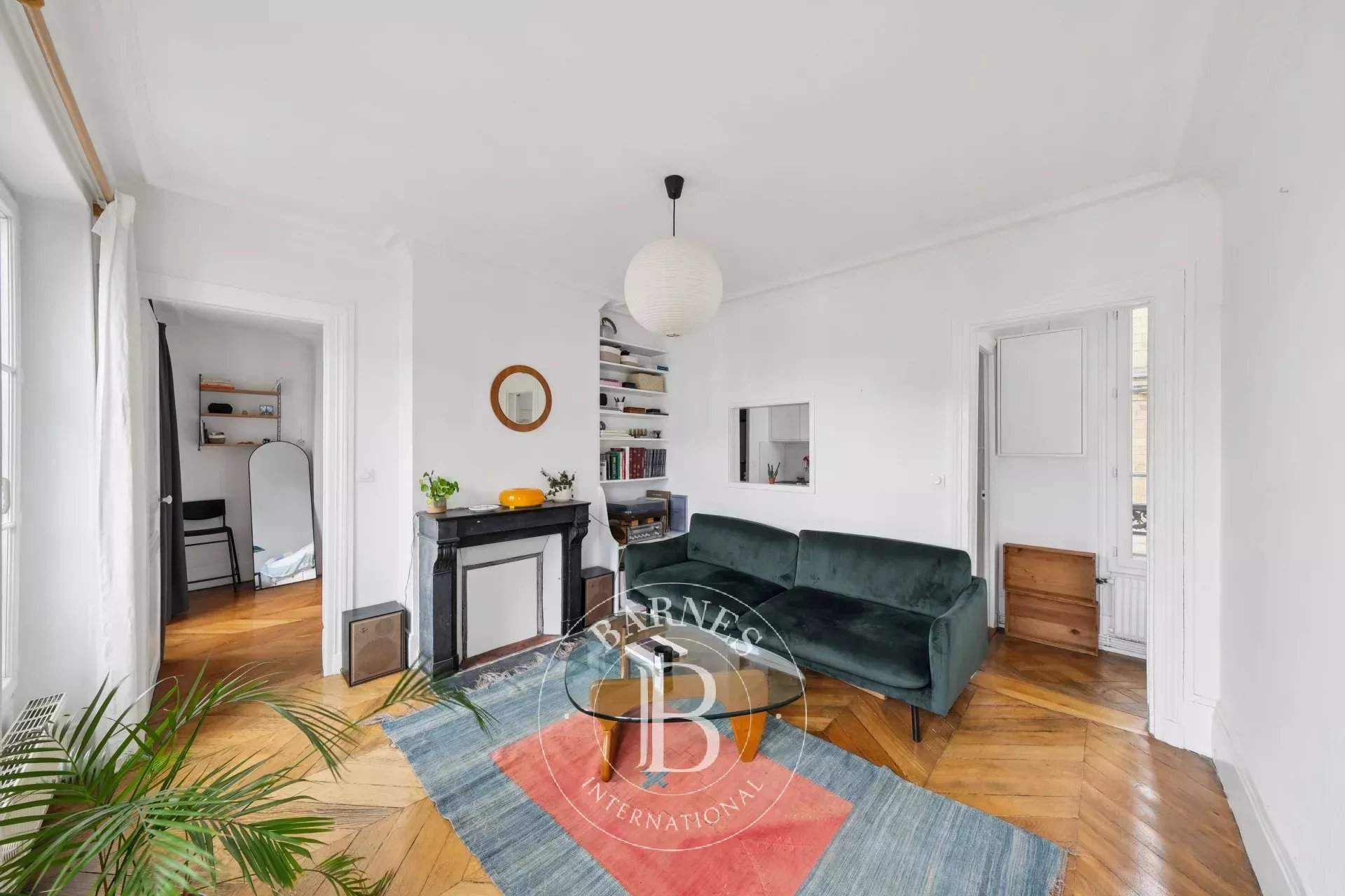 Paris  - Apartment 2 Bedrooms - picture 2