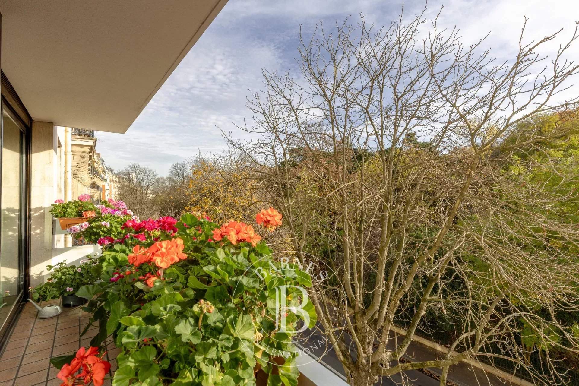 Paris  - Apartment 3 Bedrooms - picture 8