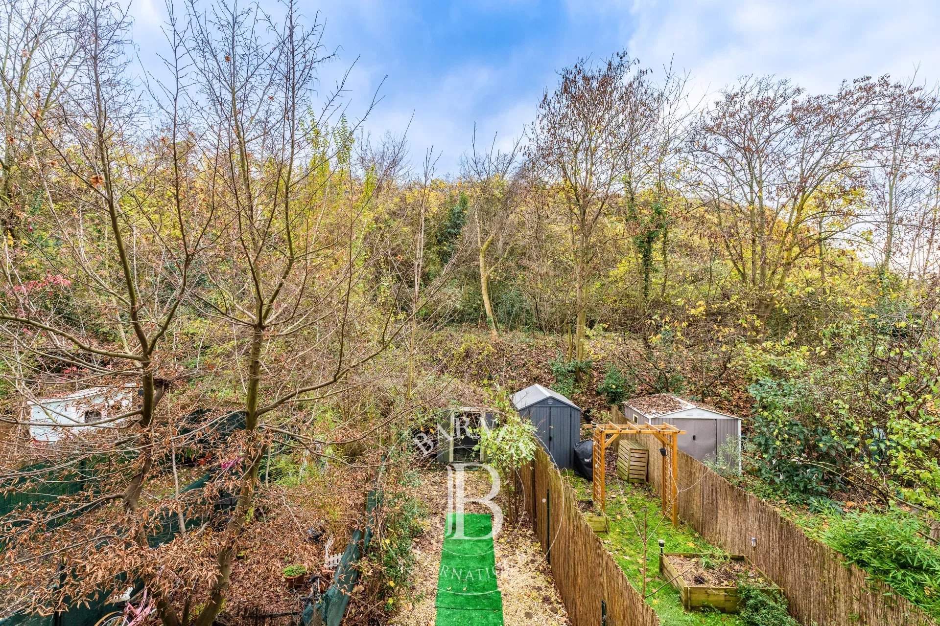 Saint-Denis  - Piso 6 Cuartos 4 Habitaciones - picture 2