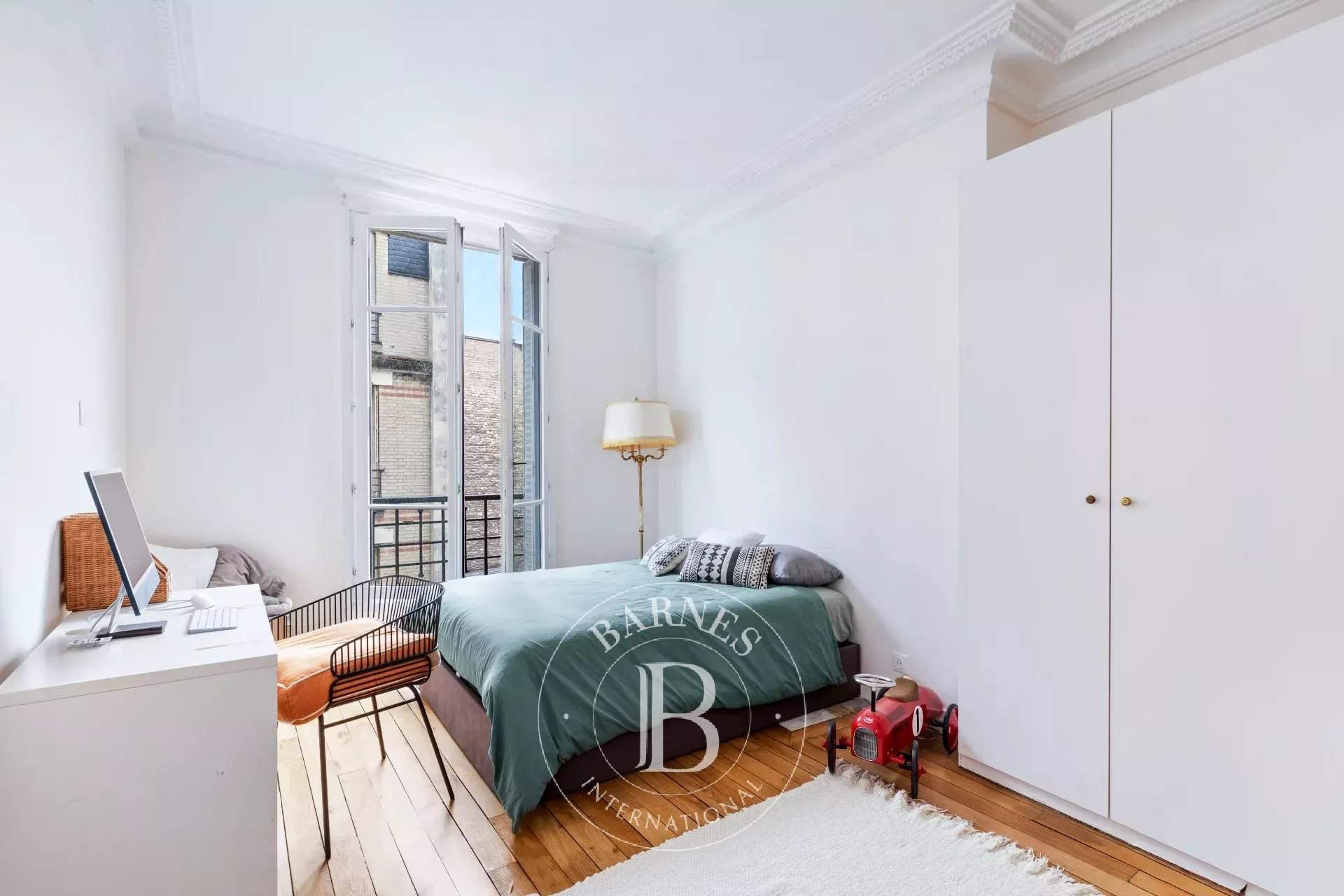 Paris  - Appartement 5 Pi&egrave;ces 3 Chambres - picture 12