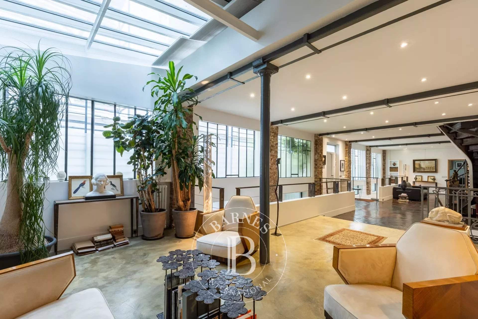 Paris  - Appartement 6 Pièces 3 Chambres - picture 1